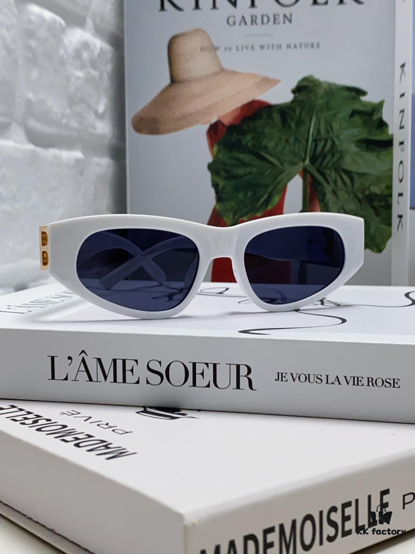 6931adc9ccd8ab3d7afa1fe3 Balenciaga Black Sunglasses Double B Streetwear Style Women's Summer Sun Glasses Ins 2024 New Hip-Hop Retro Fashion High-End UV Protection Sunglasses