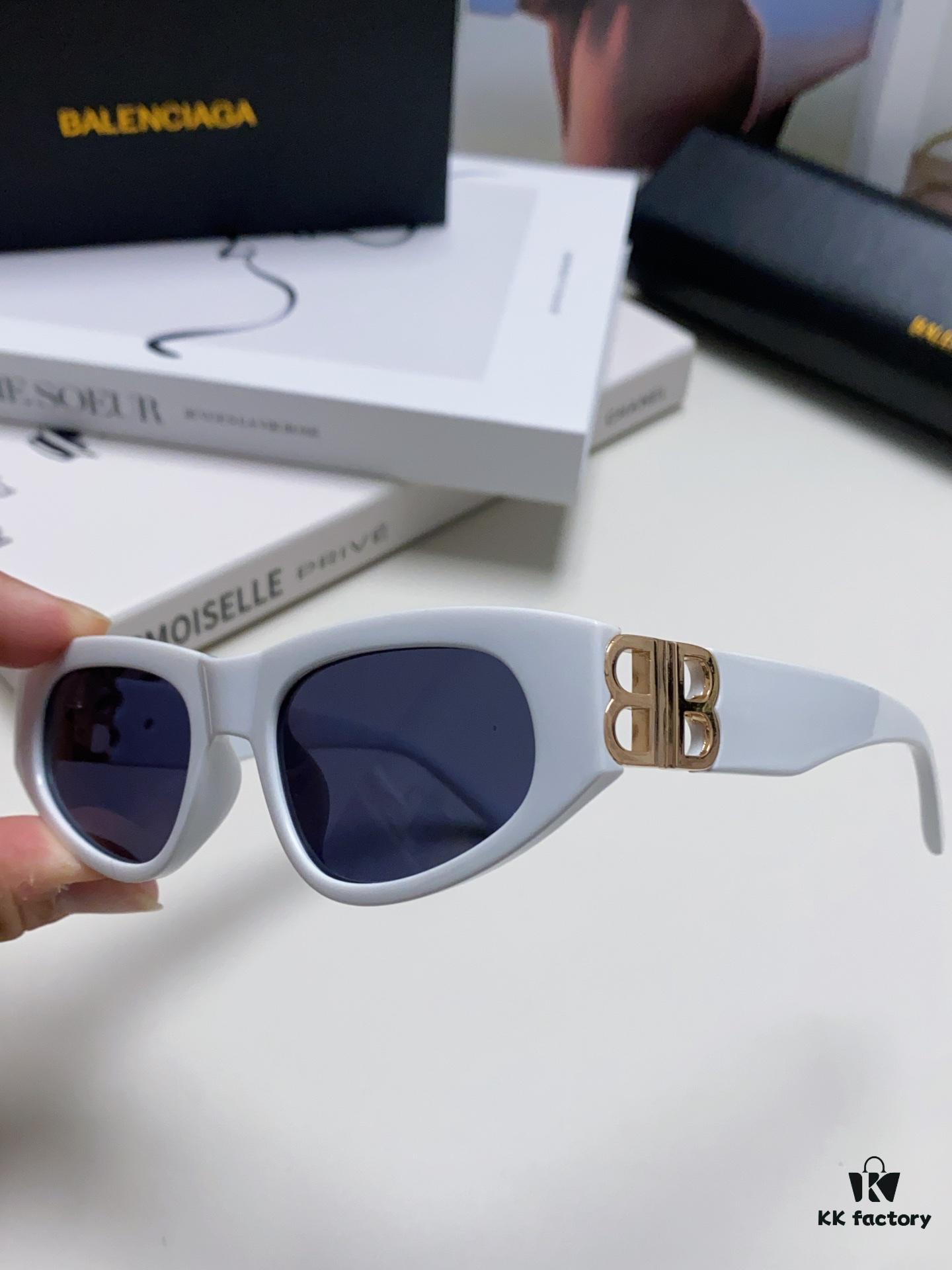 6931adc9ccd8ab3d7afa1fe7 Balenciaga Black Sunglasses Double B Streetwear Style Women's Summer Sun Glasses Ins 2024 New Hip-Hop Retro Fashion High-End UV Protection Sunglasses