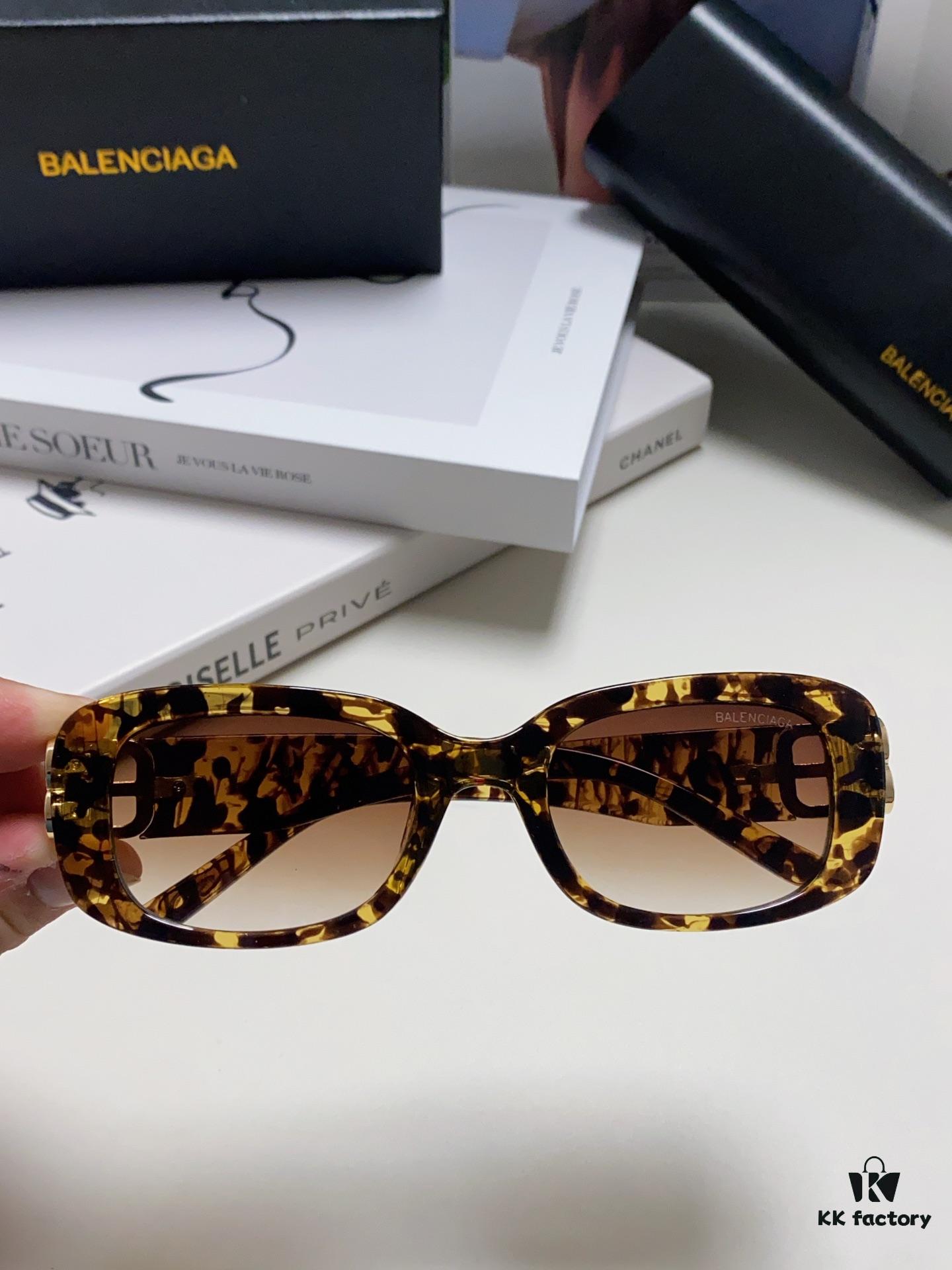 6931adcfccd8ab3d7afa202c Balenciaga 2024 New Arrival Women's Fashion Classic BB Narrow Frame Sunglasses BB0310SK Eyewear