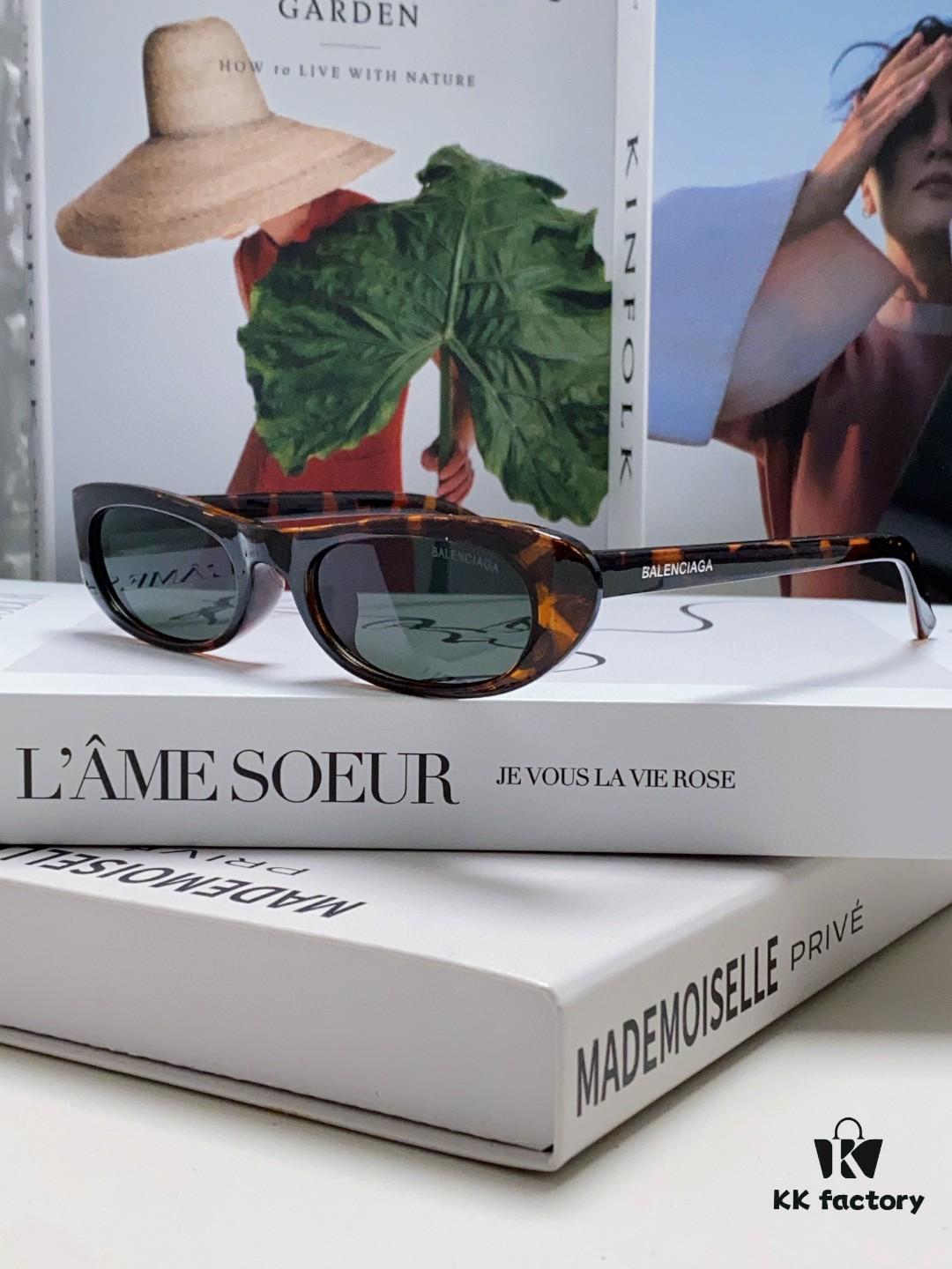 6931add2ccd8ab3d7afa2062 Balenciaga Retro Small Oval Sunglasses for Men and Women, Minimalist Fashion Narrow Frame Sunglasses, Stylish and Face-Framing UV Protection Eyewear