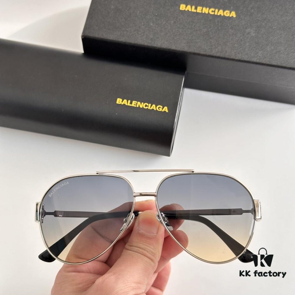 6931addcccd8ab3d7afa20e5 BALENCIAGA BB04002 Sunglasses, Size 61-13-143