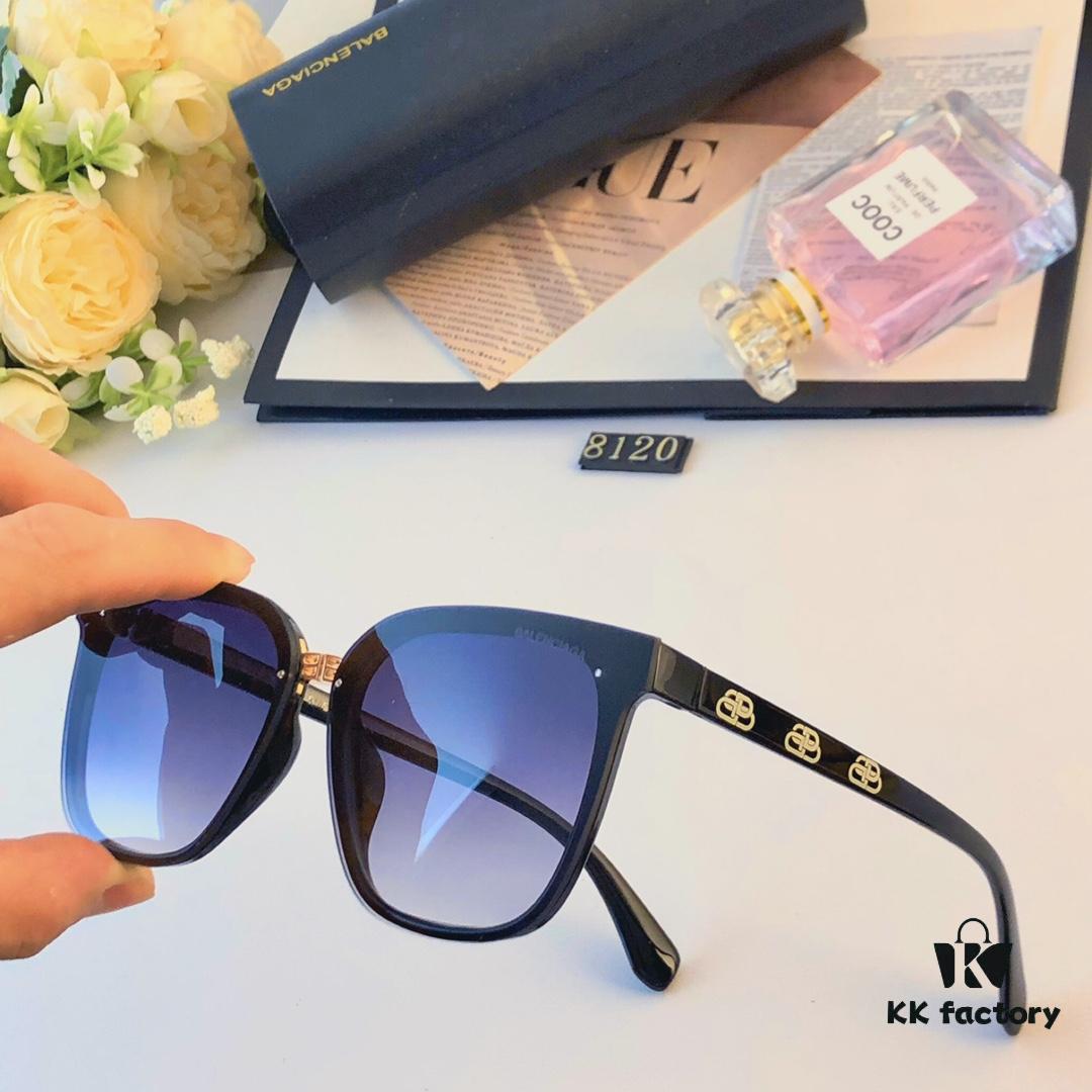 6931ade0ccd8ab3d7afa210e BalenCiaga Women's Sunglasses with UV Protection, Frameless Round Design for Slimming Look, Stylish Instagram-Trendy Sunglasses for Street Photography