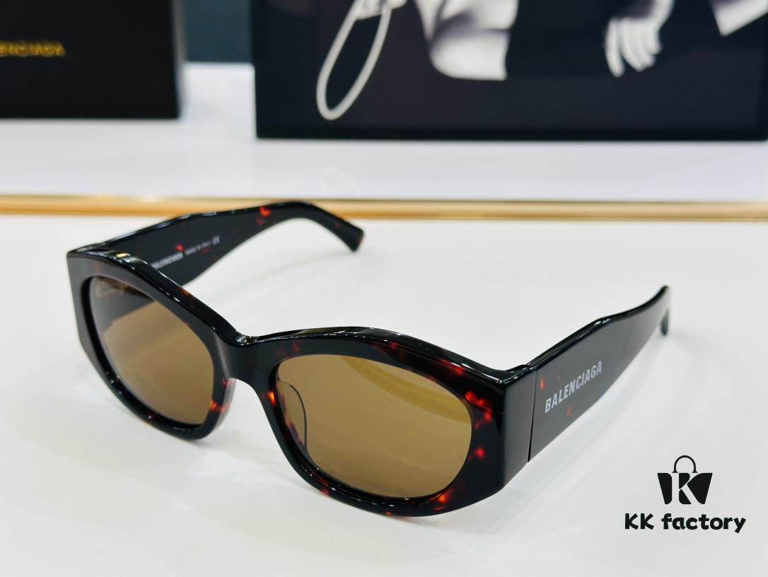 6931ade1ccd8ab3d7afa2125 BALENCIAGA Balenciaga BB0329S Size: 56□18-135 Unique and Eye-Catching Design, Extremely Versatile Style, FD Universal Fashion, Premium Quality Sunglasses