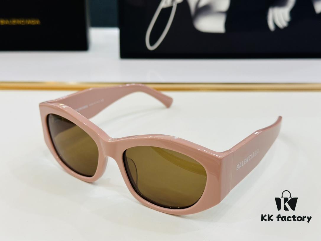 6931ade1ccd8ab3d7afa2126 BALENCIAGA Balenciaga BB0329S Size: 56□18-135 Unique and Eye-Catching Design, Extremely Versatile Style, FD Universal Fashion, Premium Quality Sunglasses