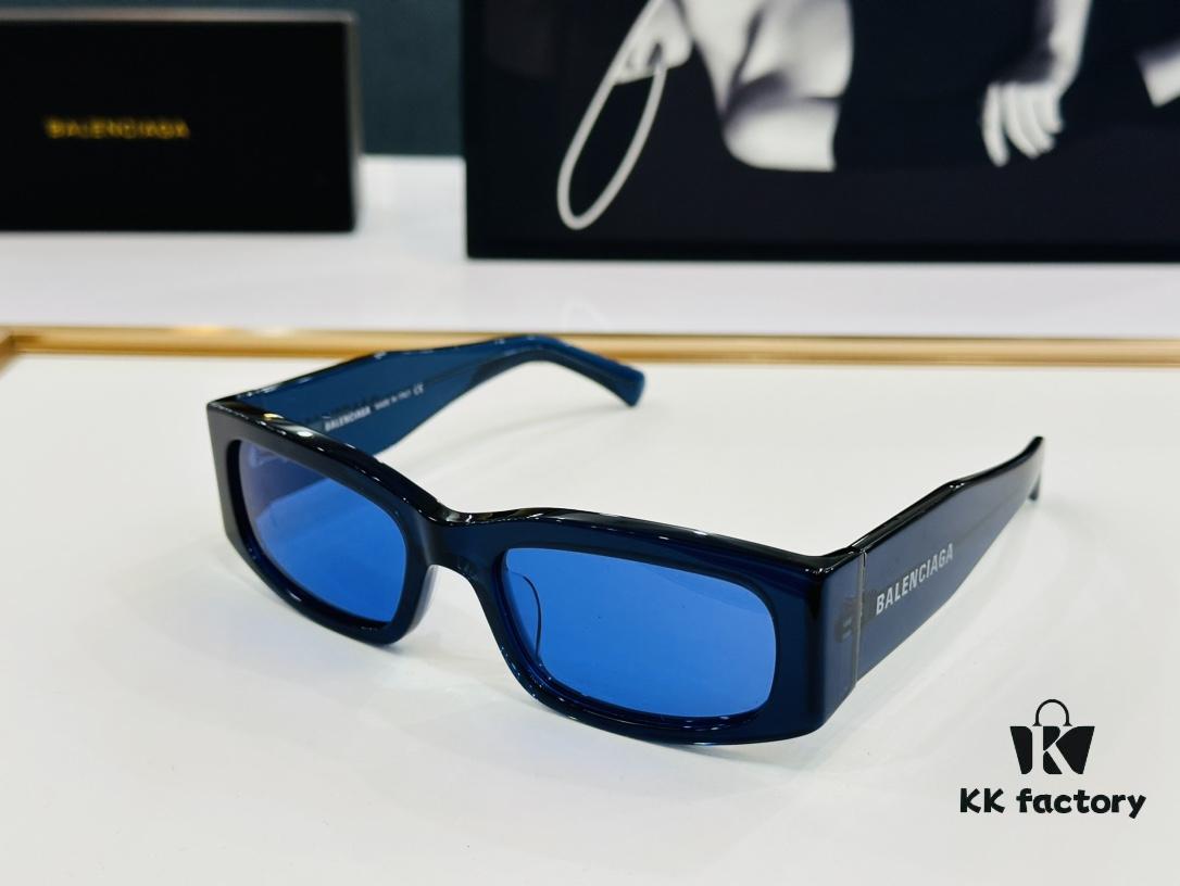 6931ade3ccd8ab3d7afa2142 BALENCIAGA BB0328S Size: 56 □ 20-135 A uniquely designed frame that wins hearts at first sight, exceptionally versatile and stylish, premium quality sunglasses