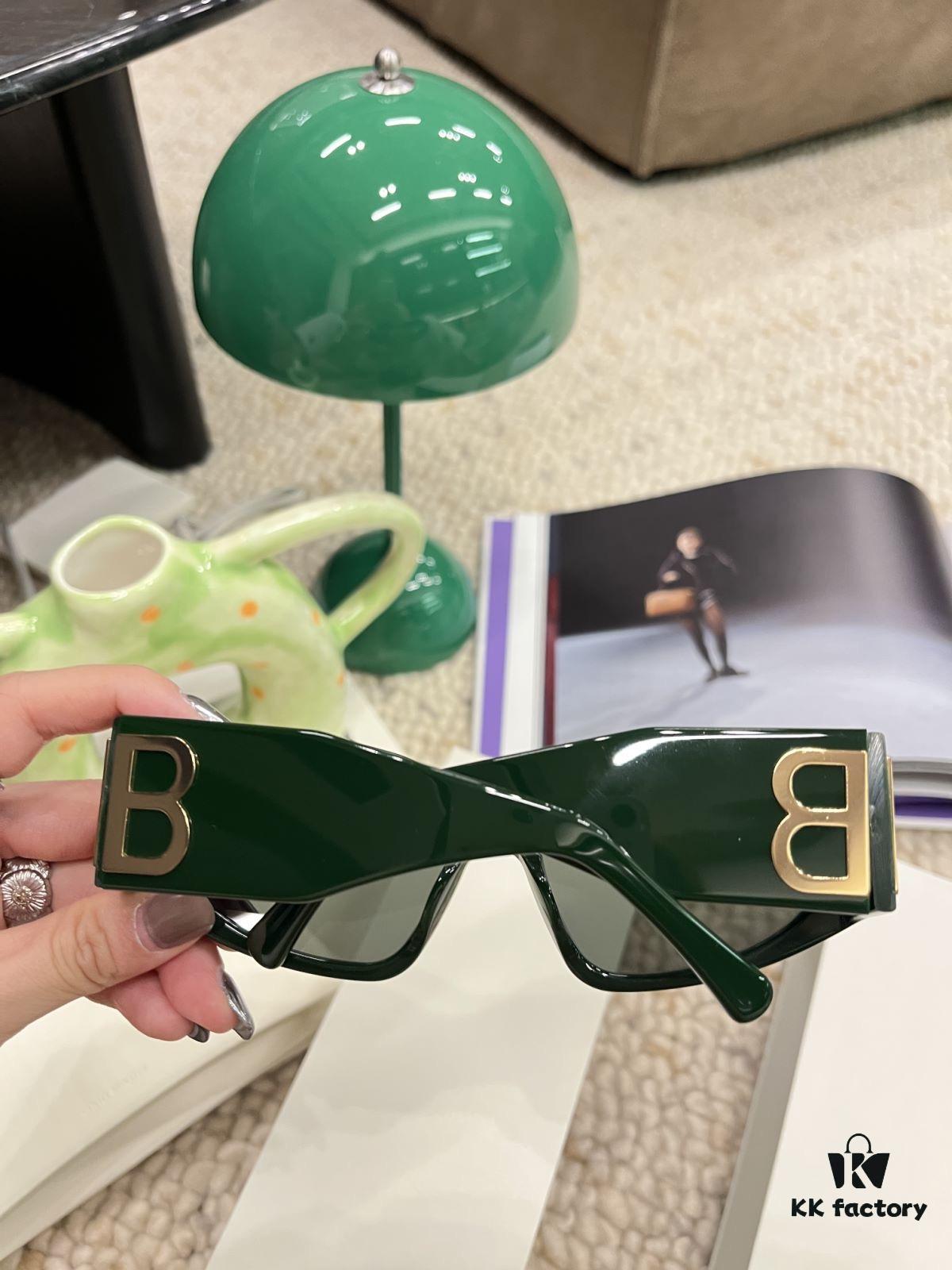 BALENCIAGA New Arrival Must-Have Stylish Sunglasses 🕶️