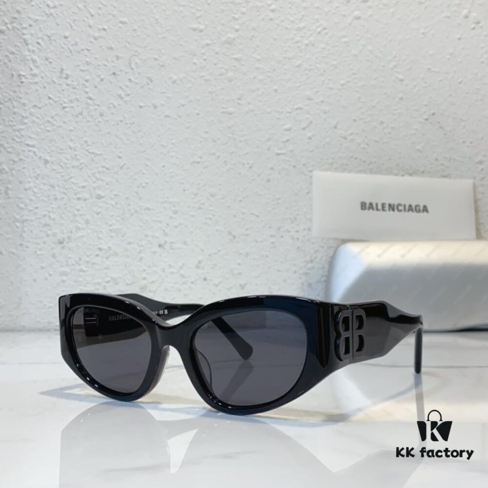 6931adeaccd8ab3d7afa21a2 BALENCIAGA New Arrival Small Size Sunglasses for Stylish Looks