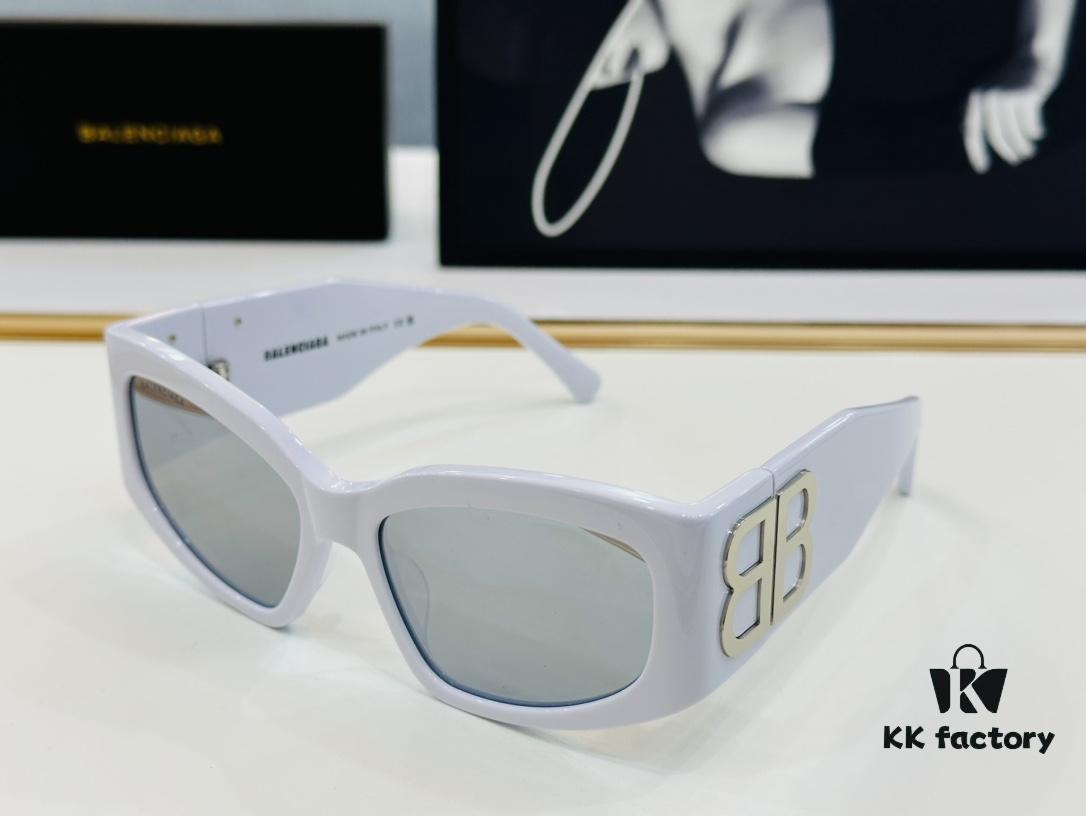 6931adedccd8ab3d7afa21c8 BALENCIAGA BB0321S Size 57□18-130 Stylish Unisex Sunglasses with Unique Frame Design
