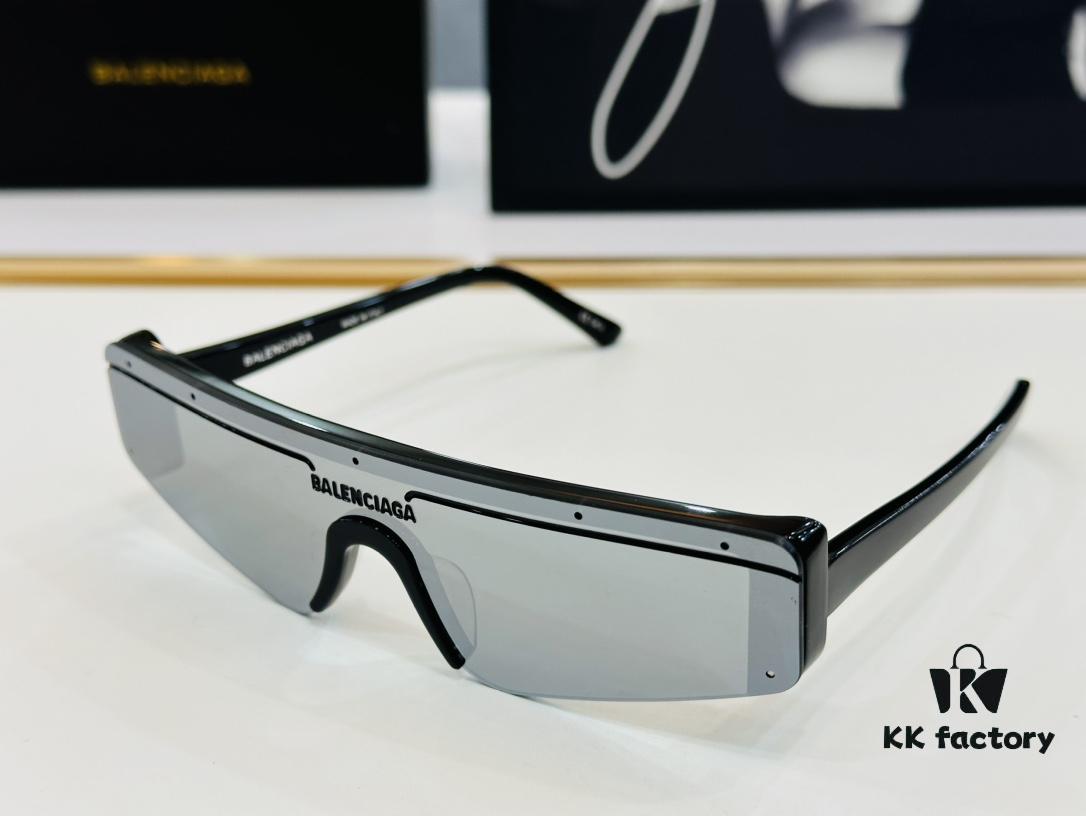 6931adeeccd8ab3d7afa21d4 BALENCIAGA BB003S Size: 99□01-140 Unique and Stylish Design Instantly Eye-Catching Versatile Fashion High-Quality Sunglasses