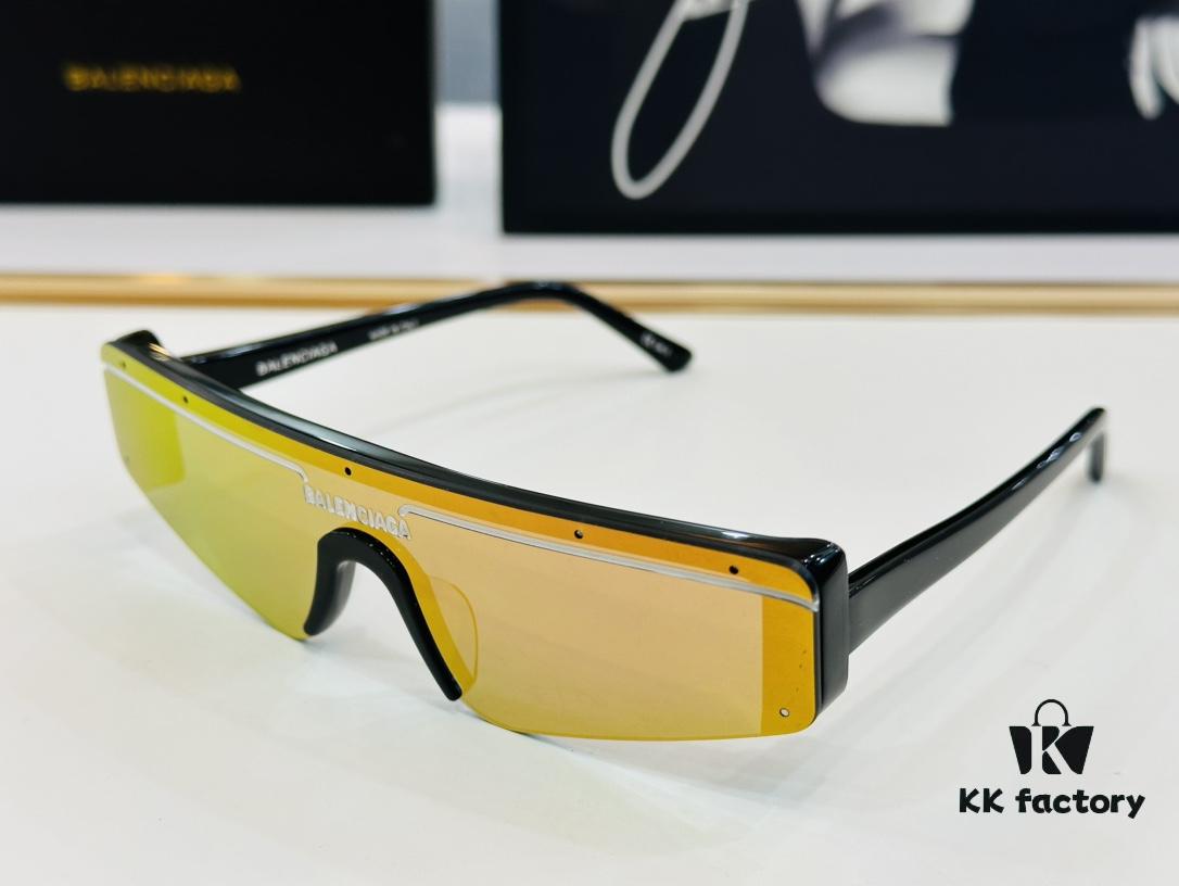 6931adeeccd8ab3d7afa21d5 BALENCIAGA BB003S Size: 99□01-140 Unique and Stylish Design Instantly Eye-Catching Versatile Fashion High-Quality Sunglasses