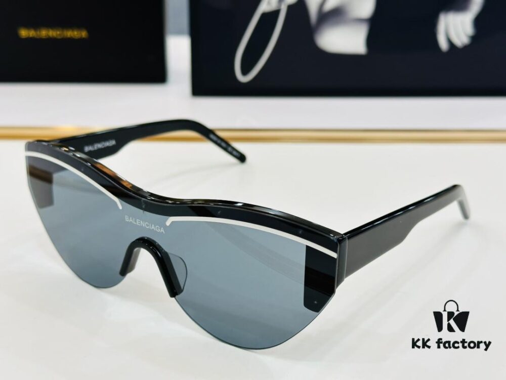 6931adeeccd8ab3d7afa21d8 BALENCIAGA BB004S Sunglasses, Size 99□01-145, Unique and Stylish Design, Highly Versatile and Premium Quality