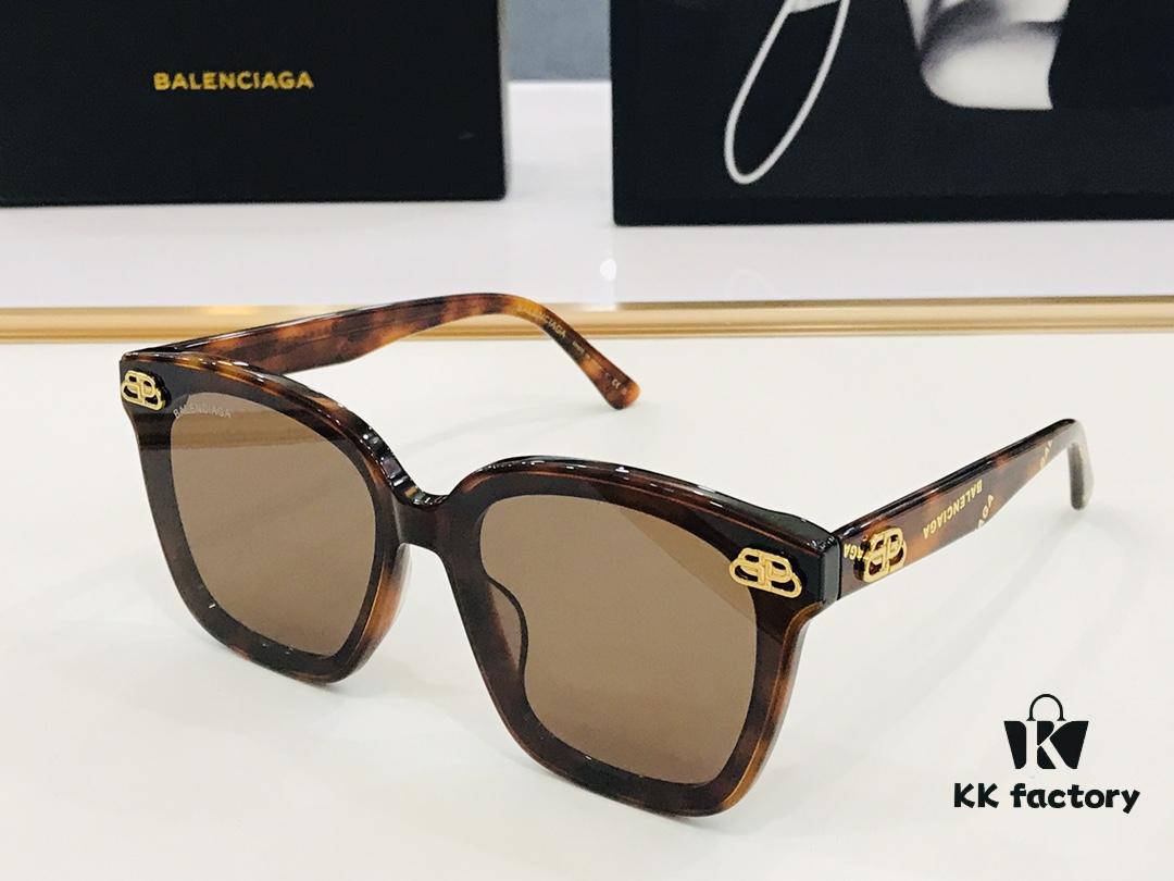 6931adefccd8ab3d7afa21e3 BALENCIAGA Balenciaga BB5128 Size: 67×15-145 Unique Design Instantly Appealing Extremely Versatile Style Timeless Fashion Premium Quality Sunglasses
