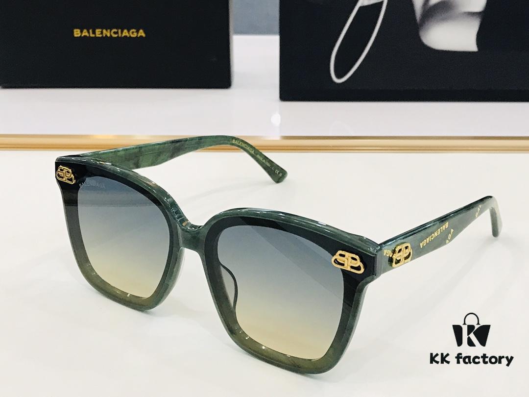 6931adefccd8ab3d7afa21e7 BALENCIAGA Balenciaga BB5128 Size: 67×15-145 Unique Design Instantly Appealing Extremely Versatile Style Timeless Fashion Premium Quality Sunglasses