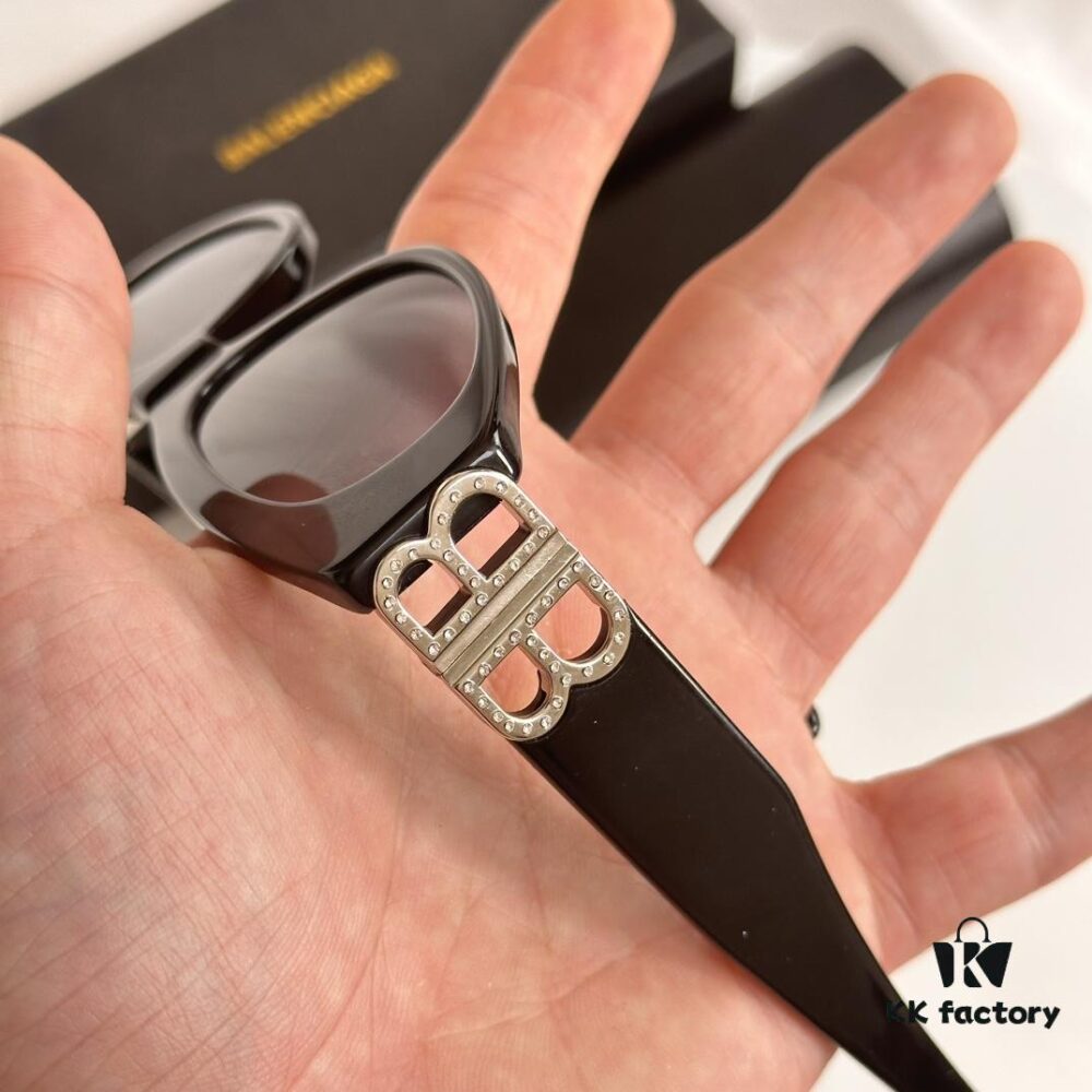 6931adf0ccd8ab3d7afa21f3 Diamond-Encrusted Balenciaga BB0095S Triangular Acetate Sunglasses, Same Style as Zhao Zhaoyi's Official Website