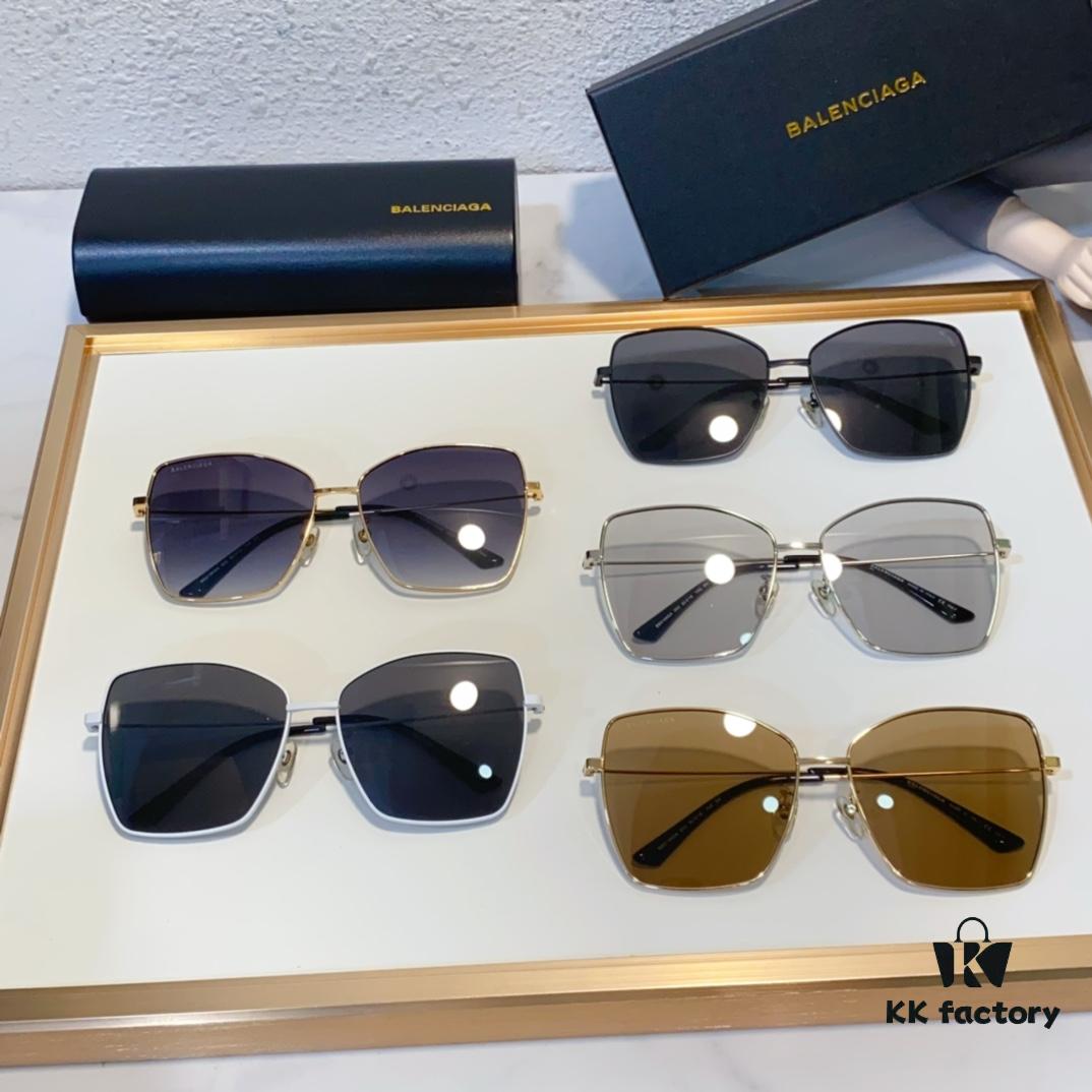 BALENCIAGA Paris Fashion Sunglasses with Embossed Logo Temple Design Model: BB0196SA Size: 60-16-145