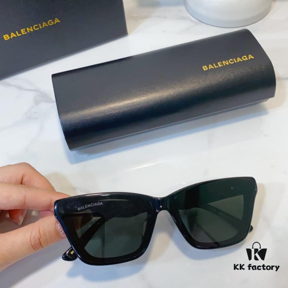 6931adf8ccd8ab3d7afa2258 Balenciaga BB5129 Sunglasses
