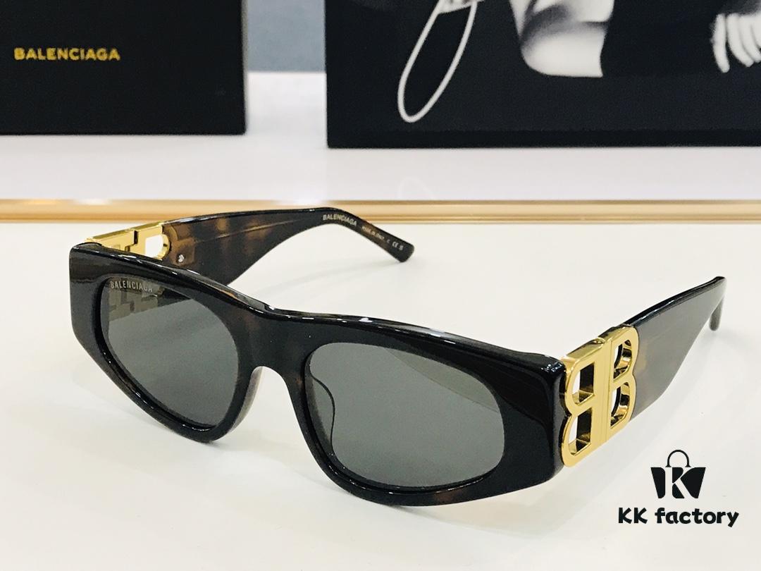 6931adfeccd8ab3d7afa22b4 140 BALENCIAGA Balenciaga Latest Unique Design That Captivates at First Sight BB5109 Size: 53□19-130