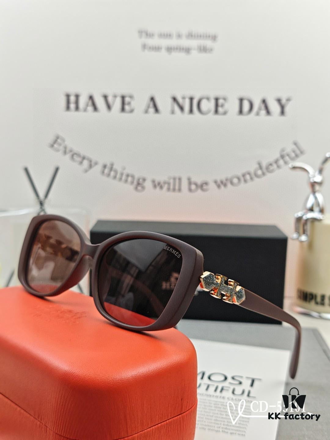 6931ae02ccd8ab3d7afa22f5 Hermès | New Model 55101 TR90 Lightweight Sunglasses with Polarized Lenses, Size 59-13-147