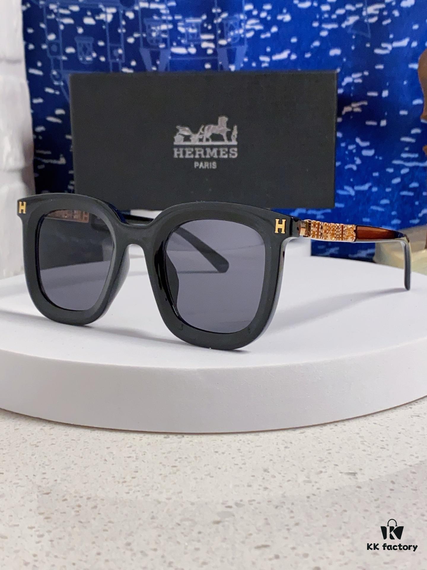 6931ae05ccd8ab3d7afa231e Hermes 2025 New Arrival Retro Square Unisex Sunglasses for Women, Slimming Design for Round Faces, Fashionable Metal-Frame with Hollow Temples, Stylish UV-Protection Sunglasses
