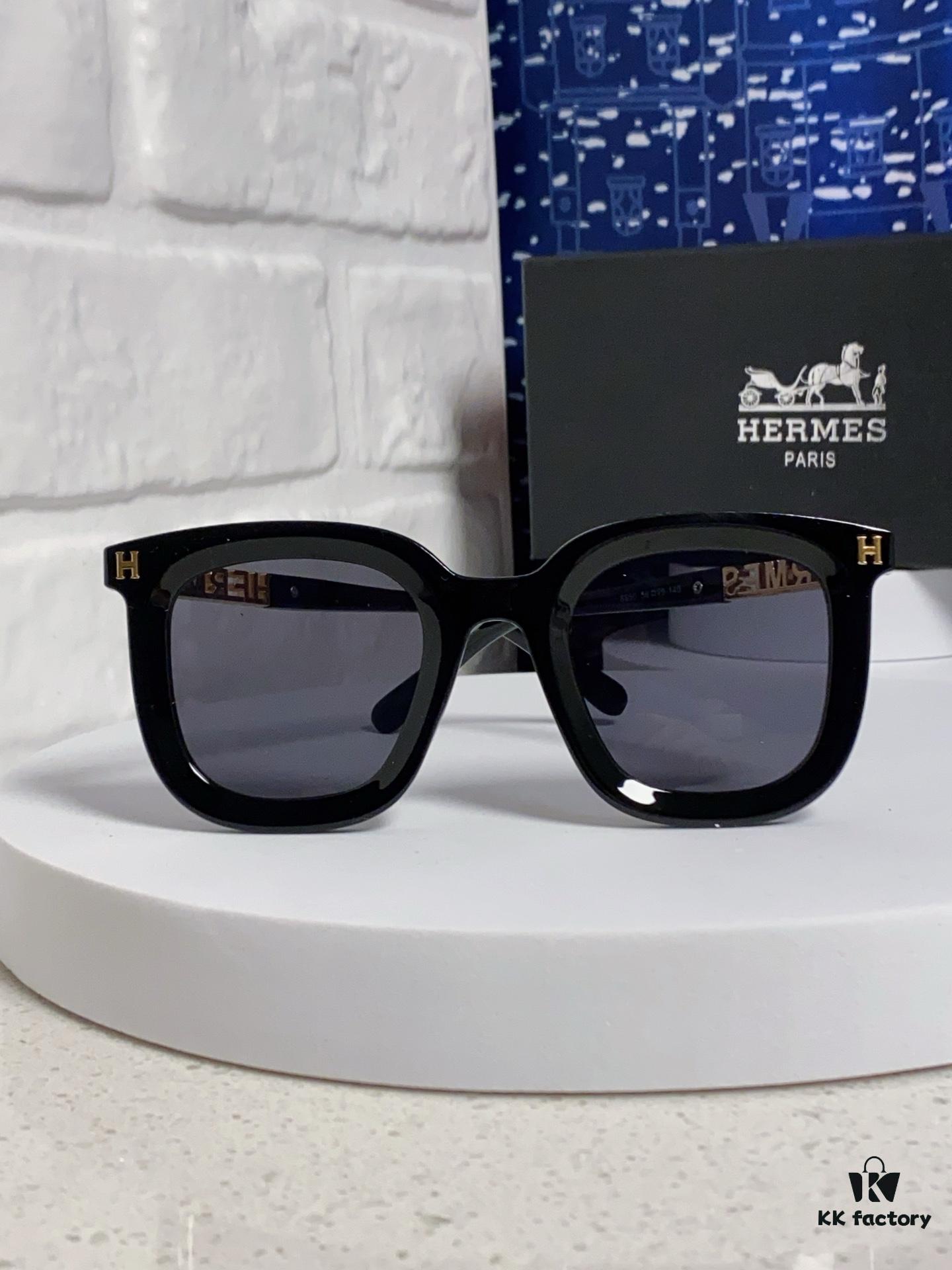 6931ae05ccd8ab3d7afa231f Hermes 2025 New Arrival Retro Square Unisex Sunglasses for Women, Slimming Design for Round Faces, Fashionable Metal-Frame with Hollow Temples, Stylish UV-Protection Sunglasses