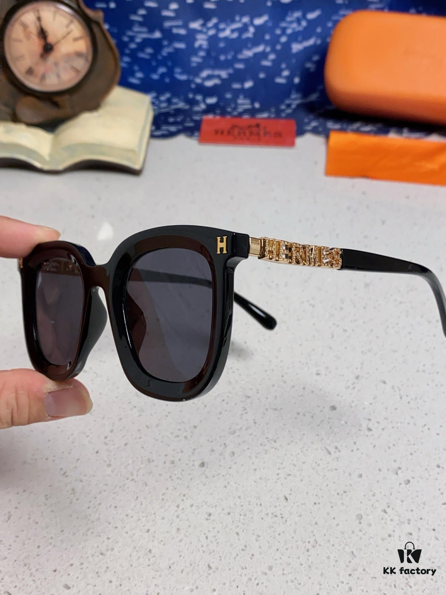 6931ae06ccd8ab3d7afa2323 Hermes 2025 New Arrival Retro Square Unisex Sunglasses for Women, Slimming Design for Round Faces, Fashionable Metal-Frame with Hollow Temples, Stylish UV-Protection Sunglasses
