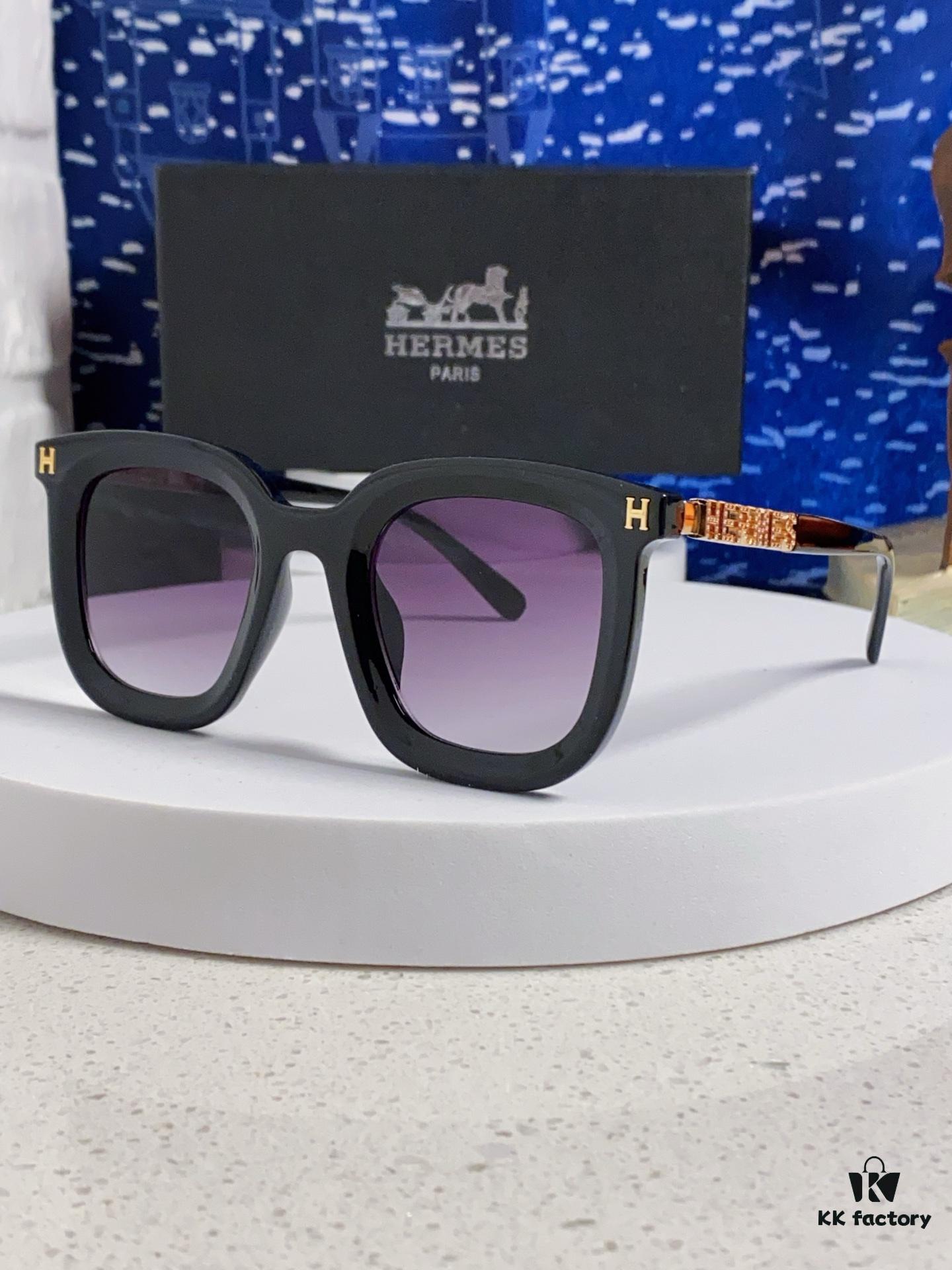 6931ae06ccd8ab3d7afa232a Hermes 2025 New Arrival Retro Square Unisex Sunglasses for Women, Slimming Frame for Round Faces, Fashionable Metal Hollow-out Temples, UV Protection