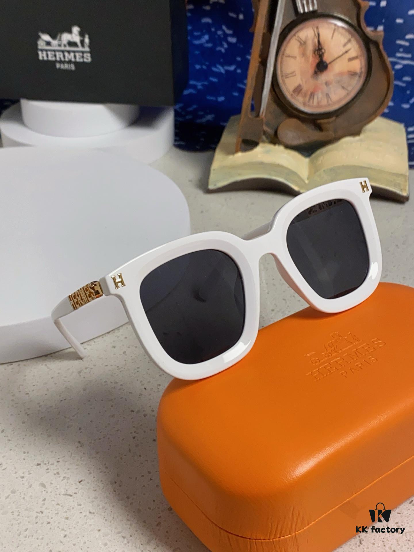 6931ae07ccd8ab3d7afa233c Hermes 2025 New Arrival Retro Square Unisex Sunglasses for Women, Slimming Design for Round Faces, Fashionable Influencer-Style Sunglasses with Metal Cut-Out Temples, UV-Protective Eyewear