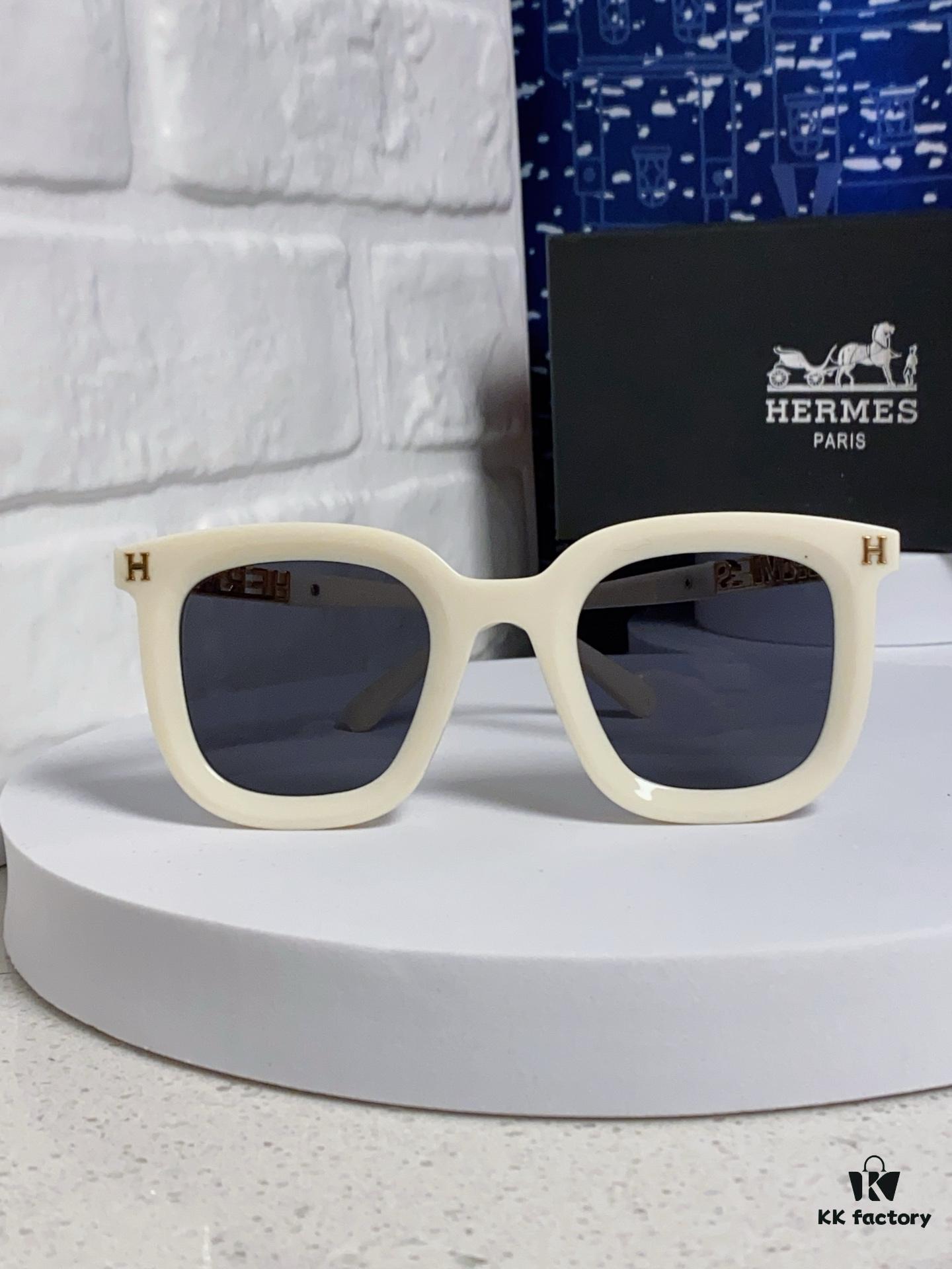 6931ae08ccd8ab3d7afa233e Hermes 2025 New Arrival Retro Square Unisex Sunglasses for Women, Slimming Frame for Round Faces, Fashionable Metal Hollow-out Temples, UV Protection Sun Glasses