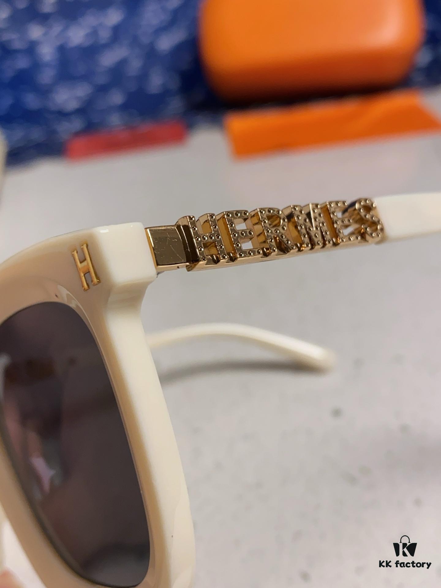6931ae08ccd8ab3d7afa2343 Hermes 2025 New Arrival Retro Square Unisex Sunglasses for Women, Slimming Frame for Round Faces, Fashionable Metal Hollow-out Temples, UV Protection Sun Glasses