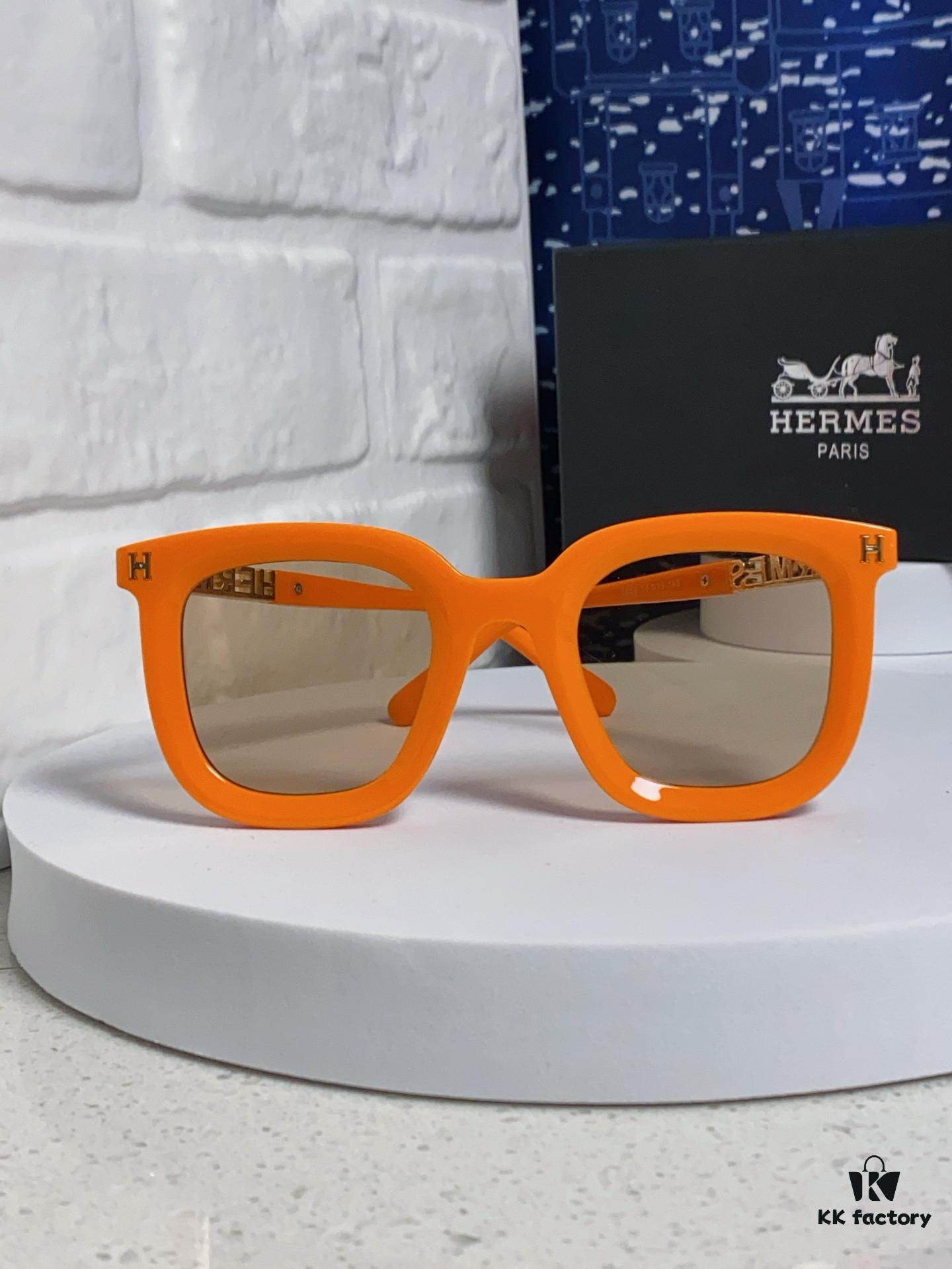 6931ae08ccd8ab3d7afa2348 Hermes 2025 New Arrival Retro Square Unisex Sunglasses for Women, Slimming Frame for Round Faces, Fashionable Metal-Embossed Temples, UV-Protective Shades