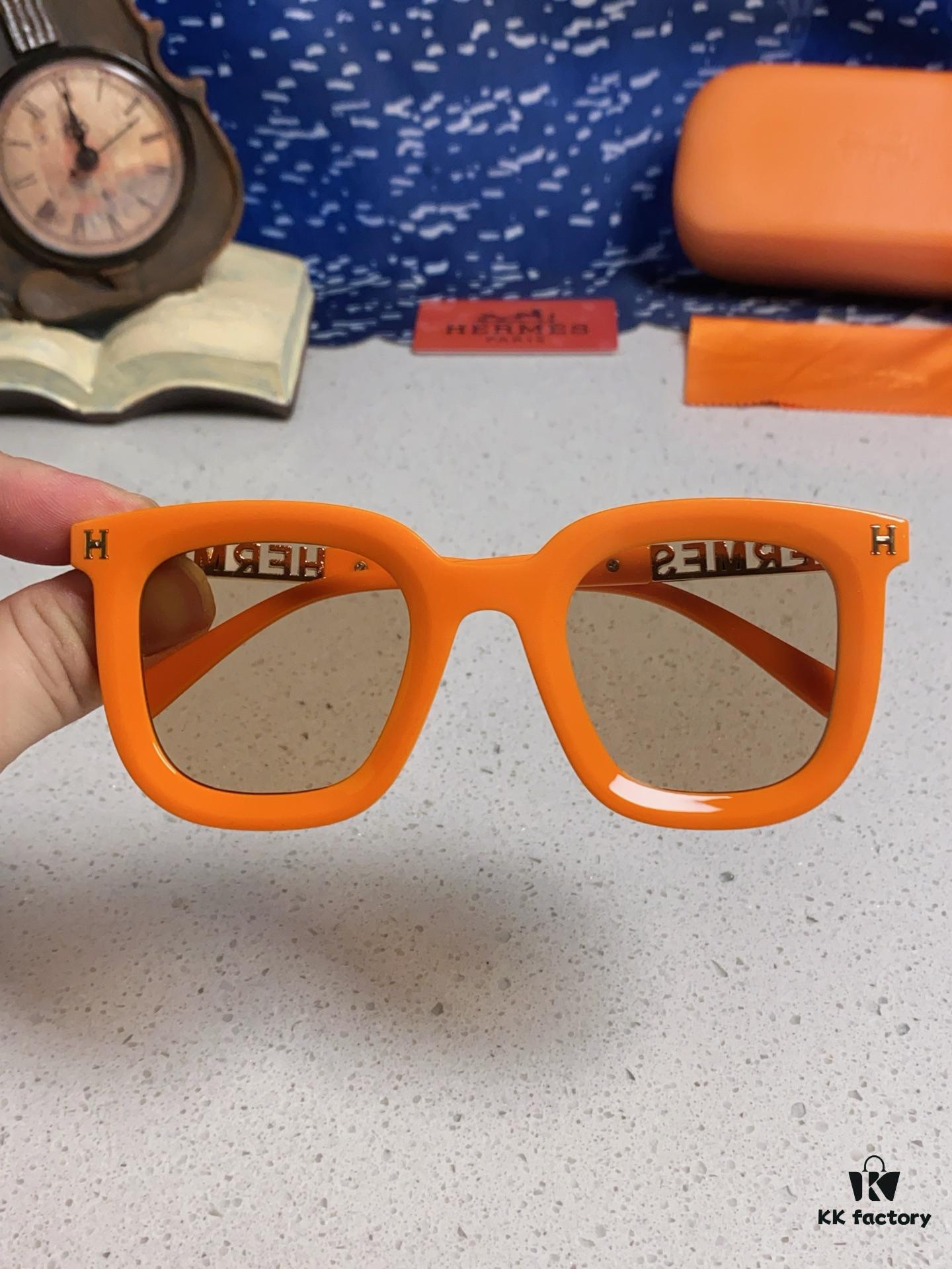 6931ae09ccd8ab3d7afa234a Hermes 2025 New Arrival Retro Square Unisex Sunglasses for Women, Slimming Frame for Round Faces, Fashionable Metal-Embossed Temples, UV-Protective Shades