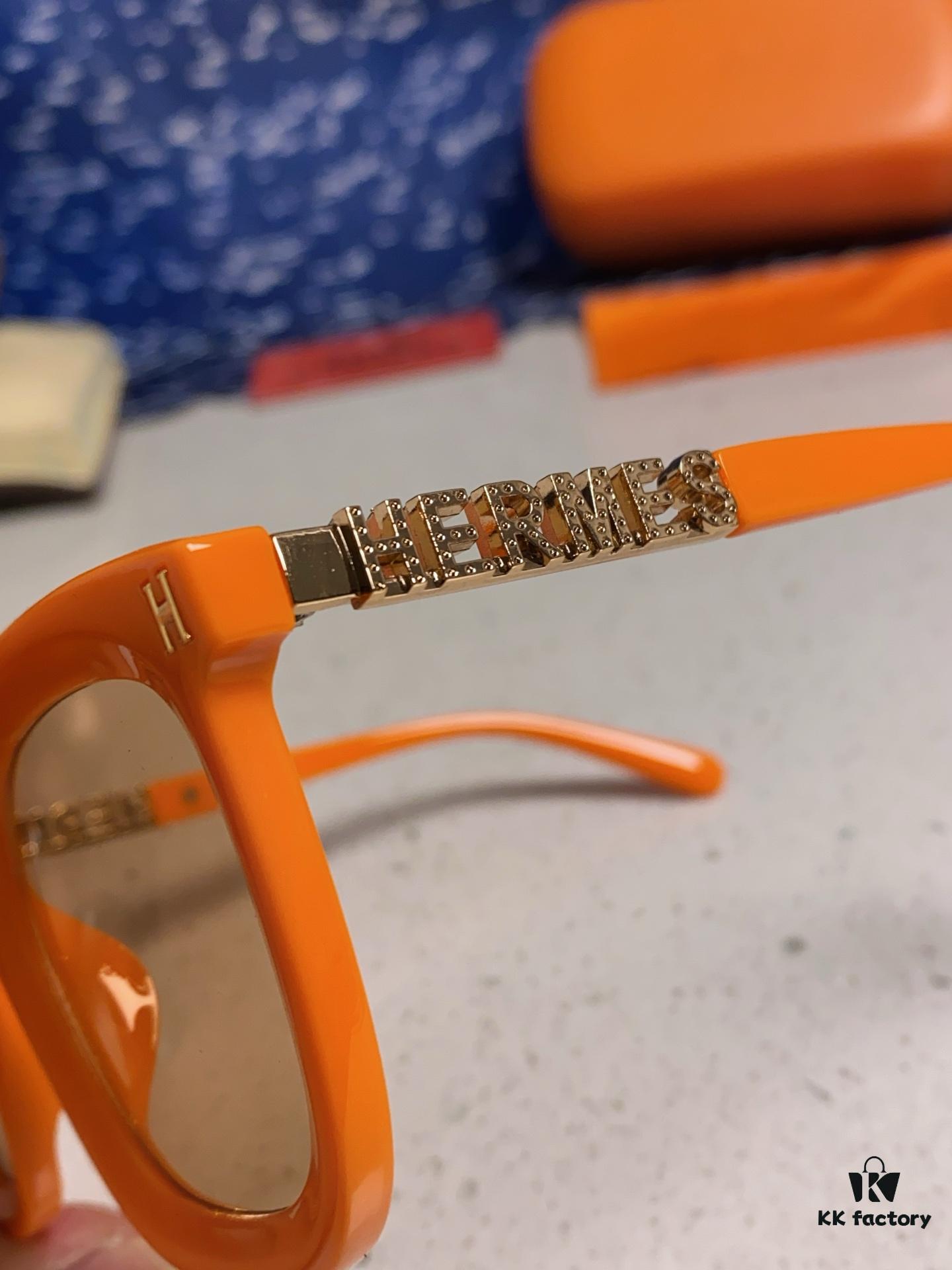 6931ae09ccd8ab3d7afa234d Hermes 2025 New Arrival Retro Square Unisex Sunglasses for Women, Slimming Frame for Round Faces, Fashionable Metal-Embossed Temples, UV-Protective Shades