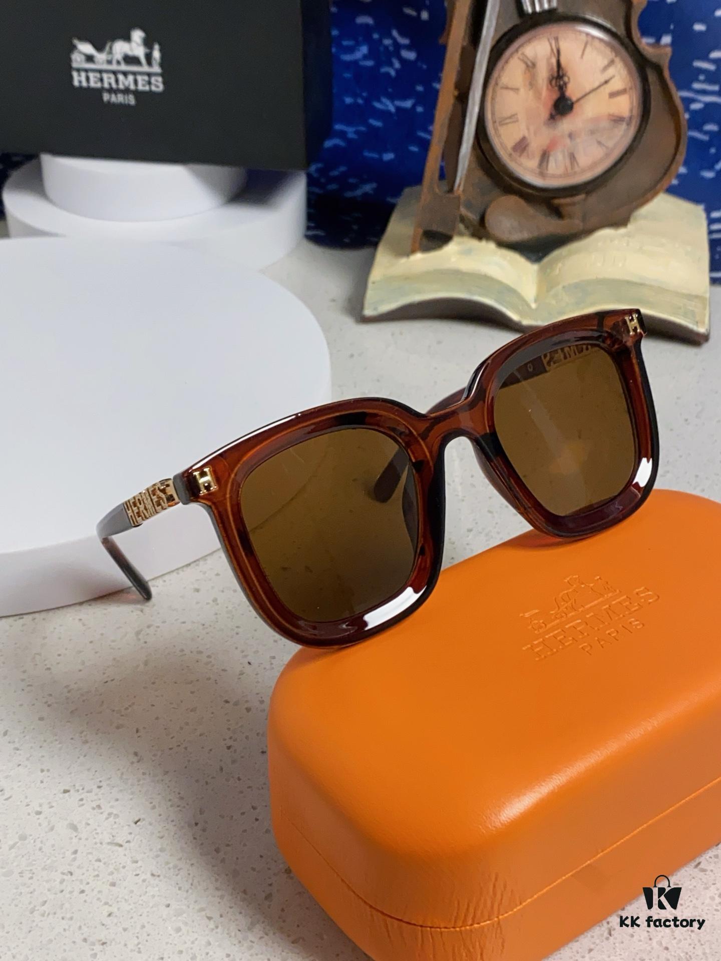 6931ae0accd8ab3d7afa2358 Hermes 2025 New Arrival Retro Square Unisex Sunglasses for Women, Slimming Design for Round Faces, Fashionable Metal-Frame with Cut-Out Temples, UV-Protective Sunglasses