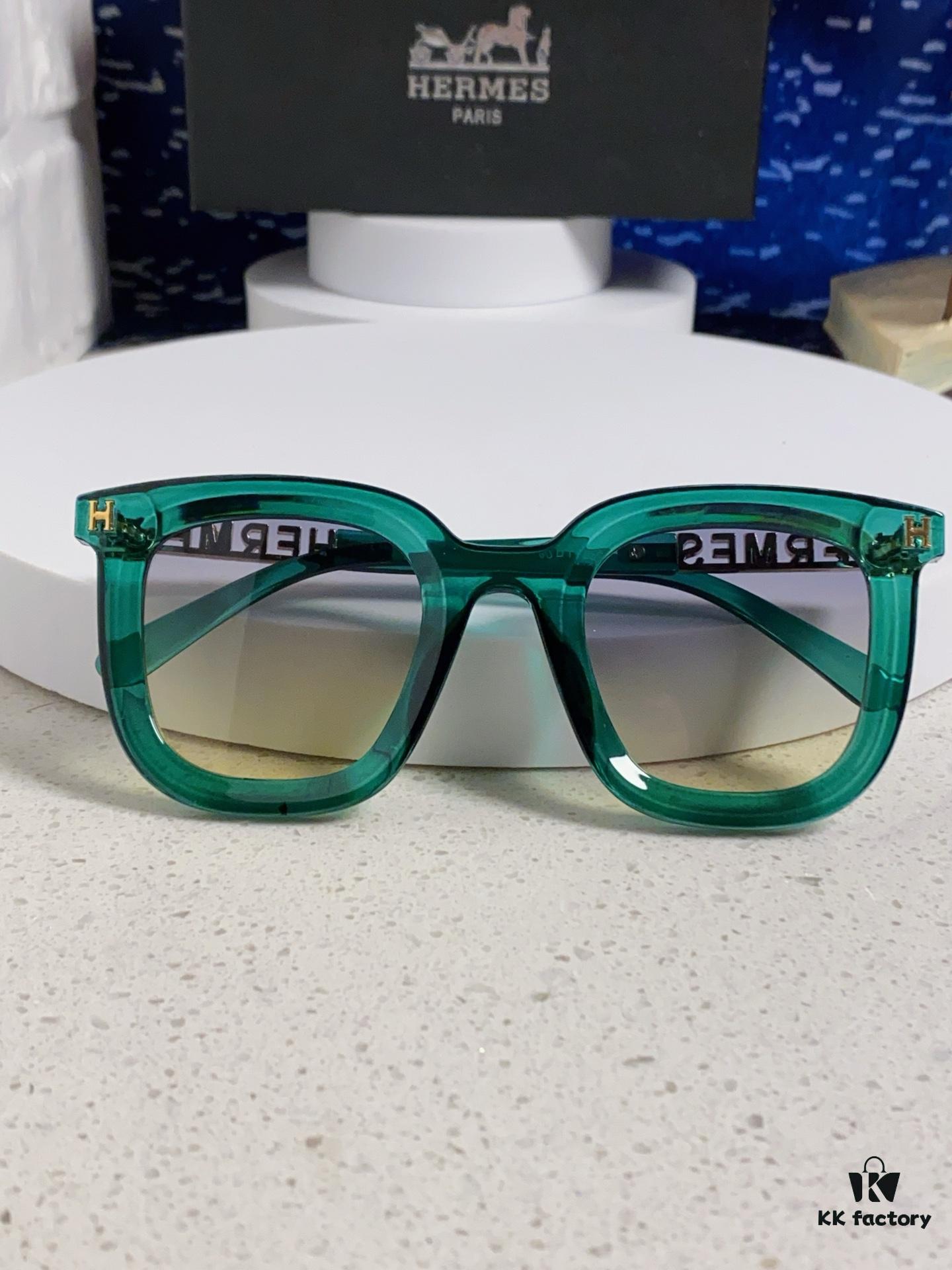 6931ae0accd8ab3d7afa2360 Hermes 2025 New Arrival Retro Square Unisex Sunglasses for Women, Slimming Frame with Metal Cut-out Temples, Fashionable UV-Protective Sunglasses