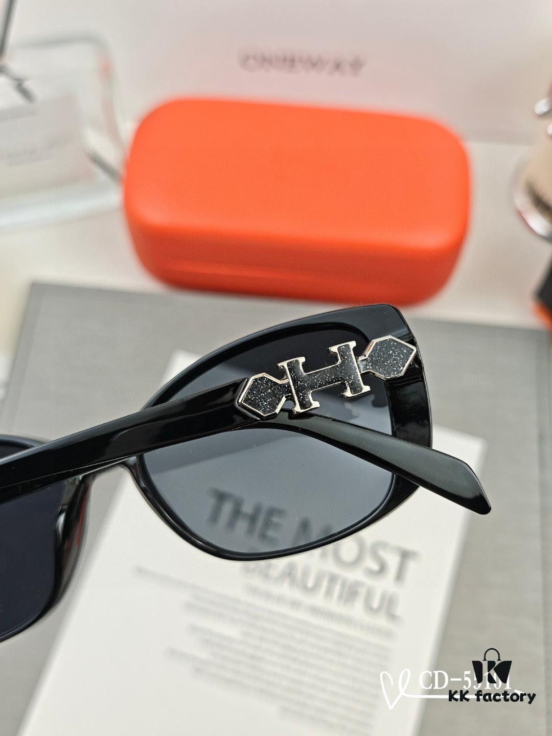 6931ae10ccd8ab3d7afa23b2 Hermès | New Model 55101 TR90 Frame Lightweight Polarized Sunglasses with Bag, Ideal for Travel and Fashion Pairing