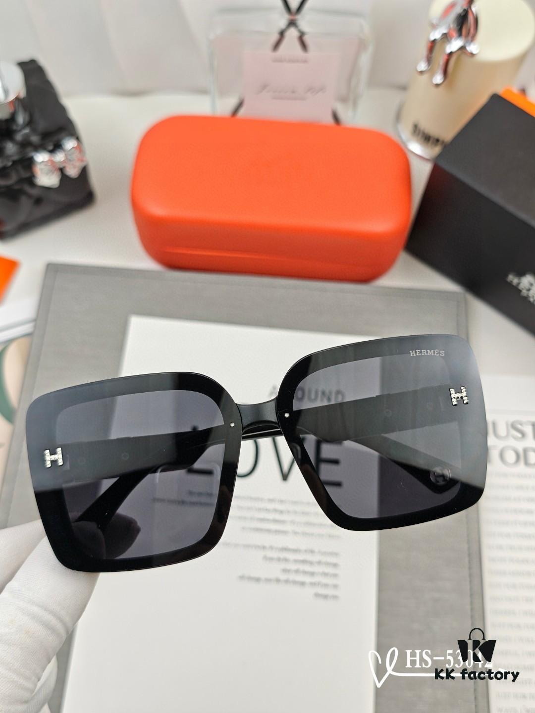 6931ae11ccd8ab3d7afa23c1 Hermès | New Model Sunglasses with Polarized Lenses, Lightweight TR90 Frame, UV Protection for Travel and Daily Wear