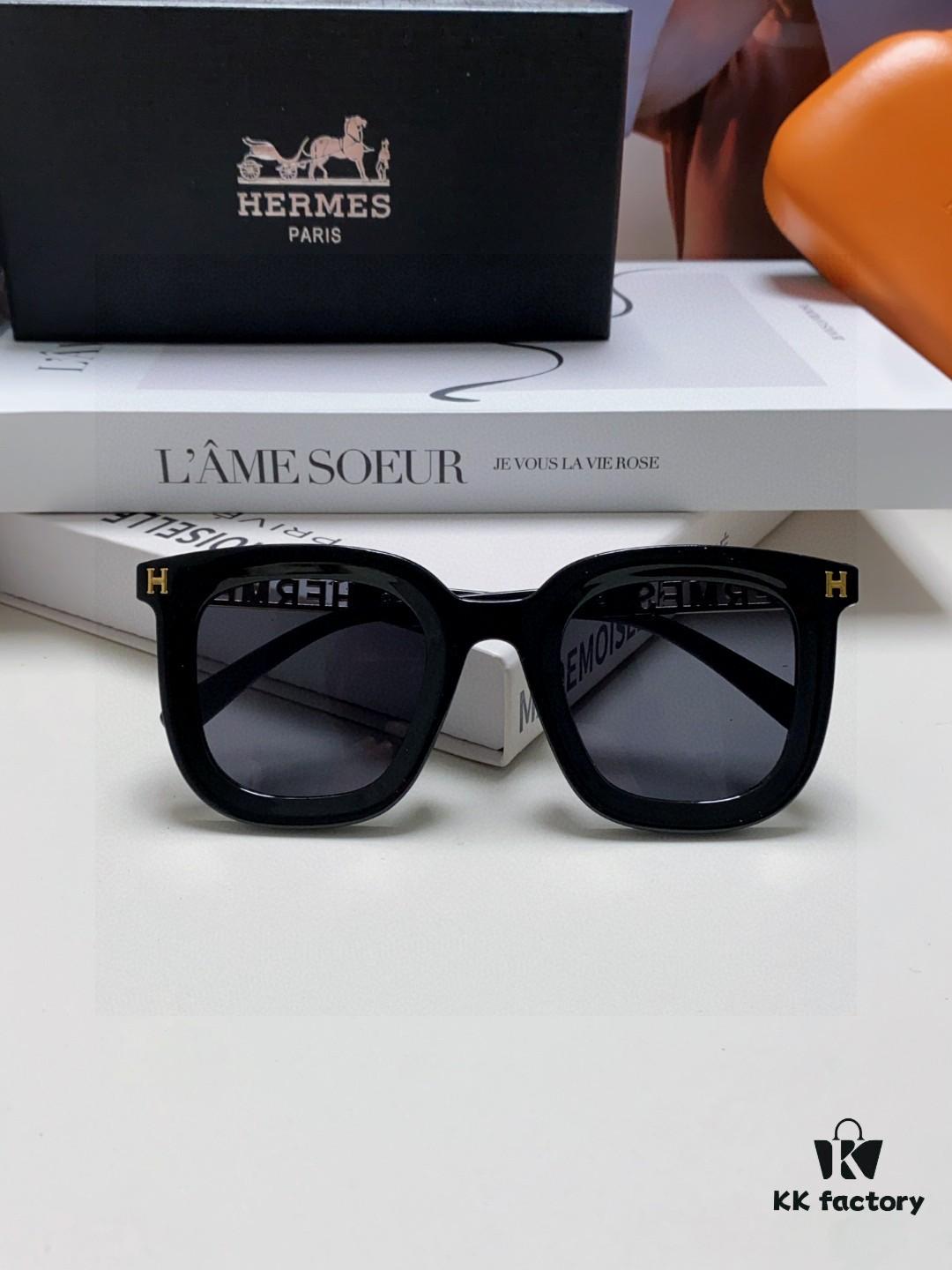 6931ae18ccd8ab3d7afa2421 Hermes 2025 New Arrival Retro Square Unisex Sunglasses for Women, Slimming Design for Round Faces, Fashionable Influencer-Style Sunglasses with Metal Cut-Out Temples, UV-Protective Eyewear