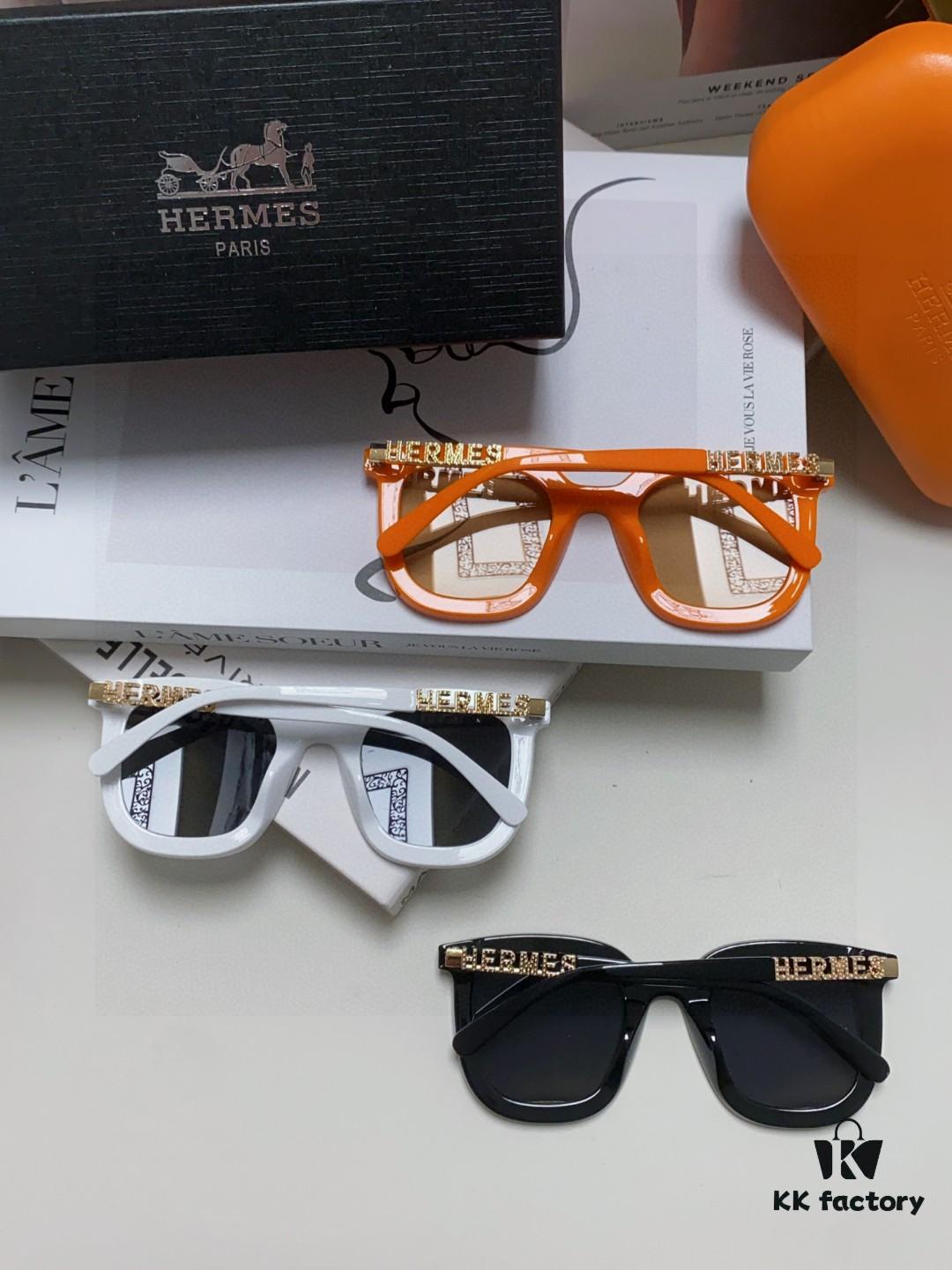 6931ae1accd8ab3d7afa2439 Hermes 2025 New Arrival Retro Square Unisex Sunglasses for Women, Slimming Frame for Round Faces, Fashionable High-End Metal Hollow-Out Temples, UV Protection Sun Glasses