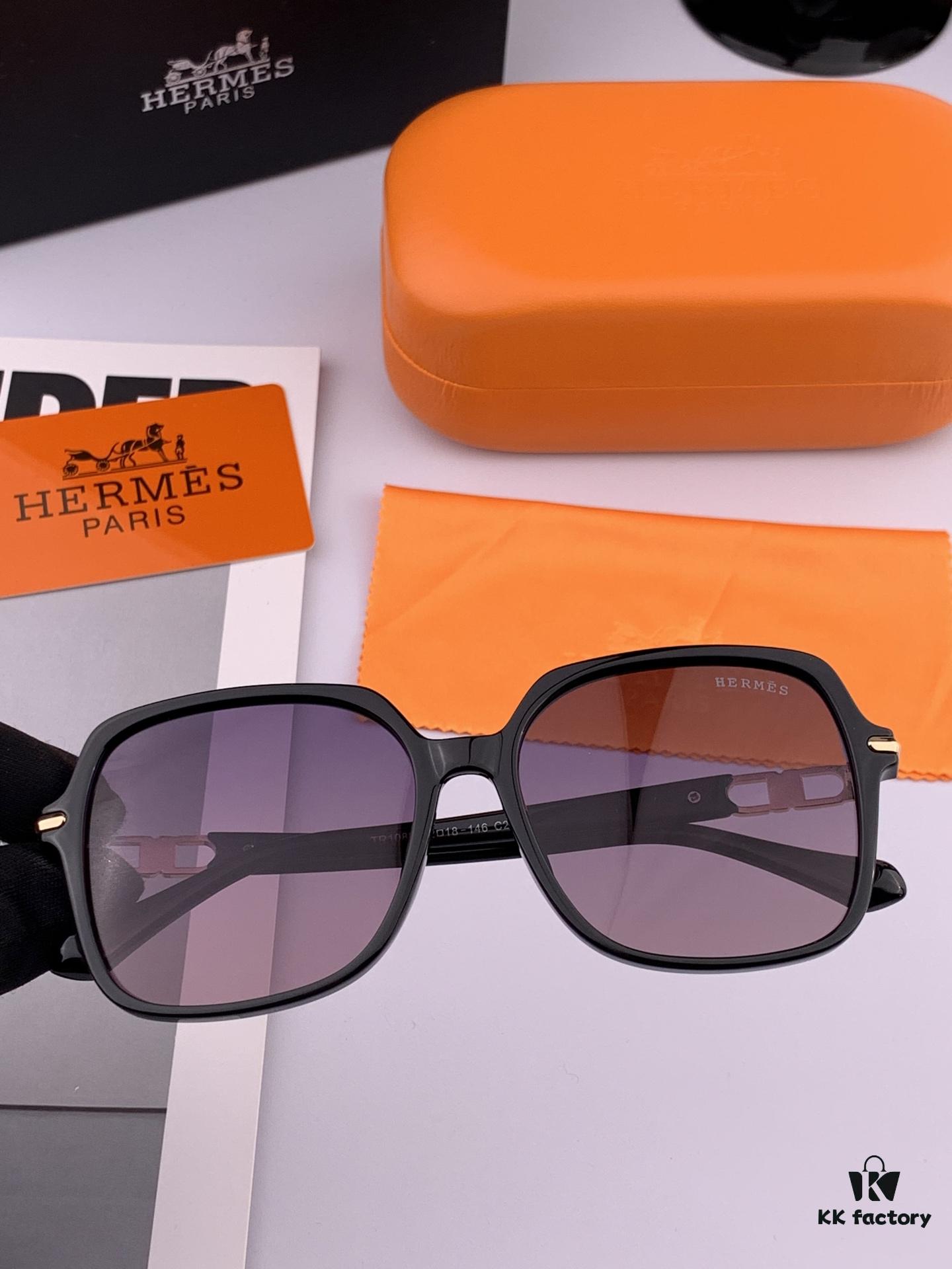 6931ae1accd8ab3d7afa2446 HERMES 2025 Spring New Arrival Original Release Famous Internet Sensation Ultra Popular Blue Classic Luxury Square Sunglasses