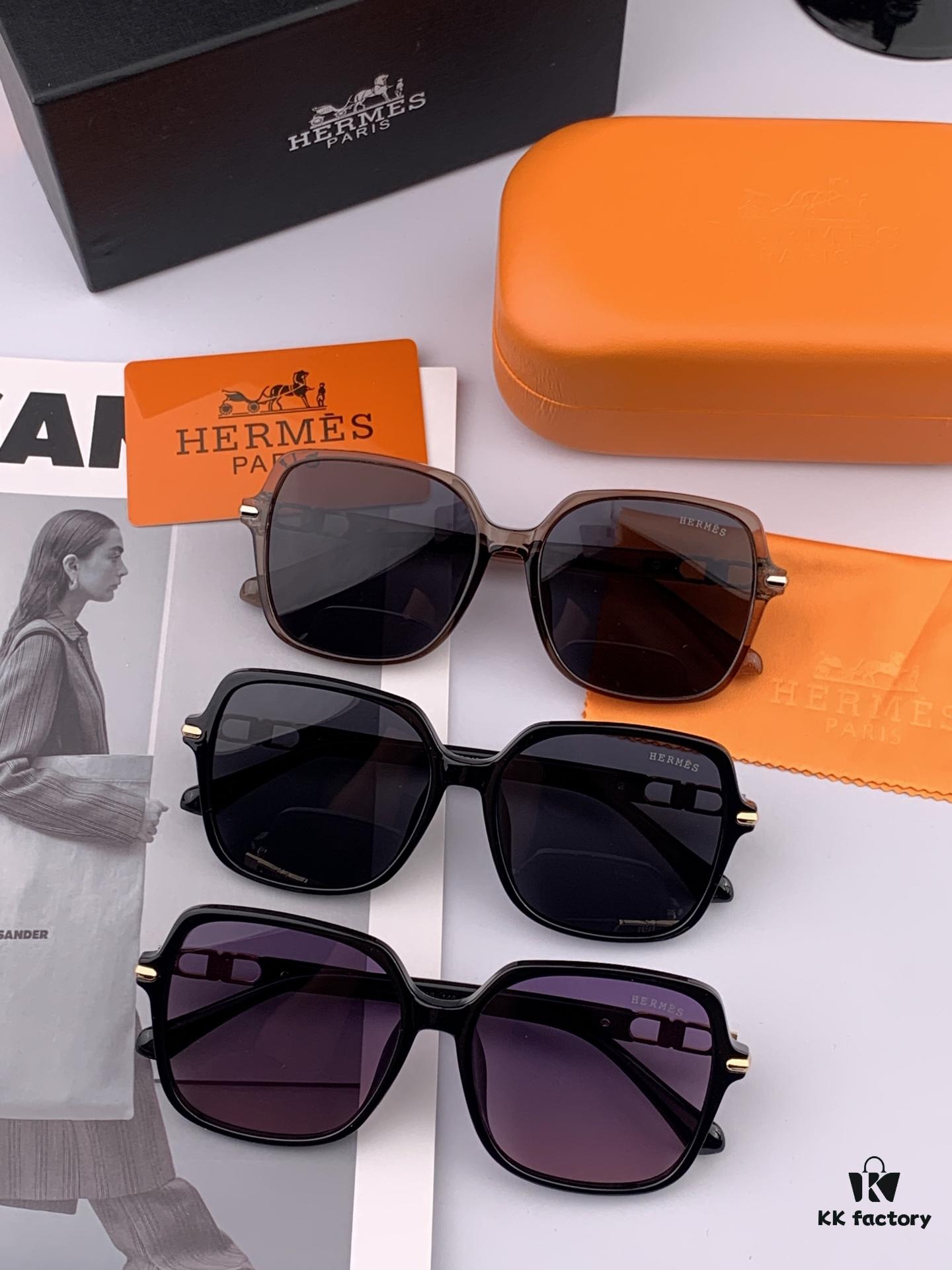 6931ae1bccd8ab3d7afa244c HERMES 2025 Spring New Arrival Original Release Famous Internet Sensation Ultra Popular Blue Classic Luxury Square Sunglasses
