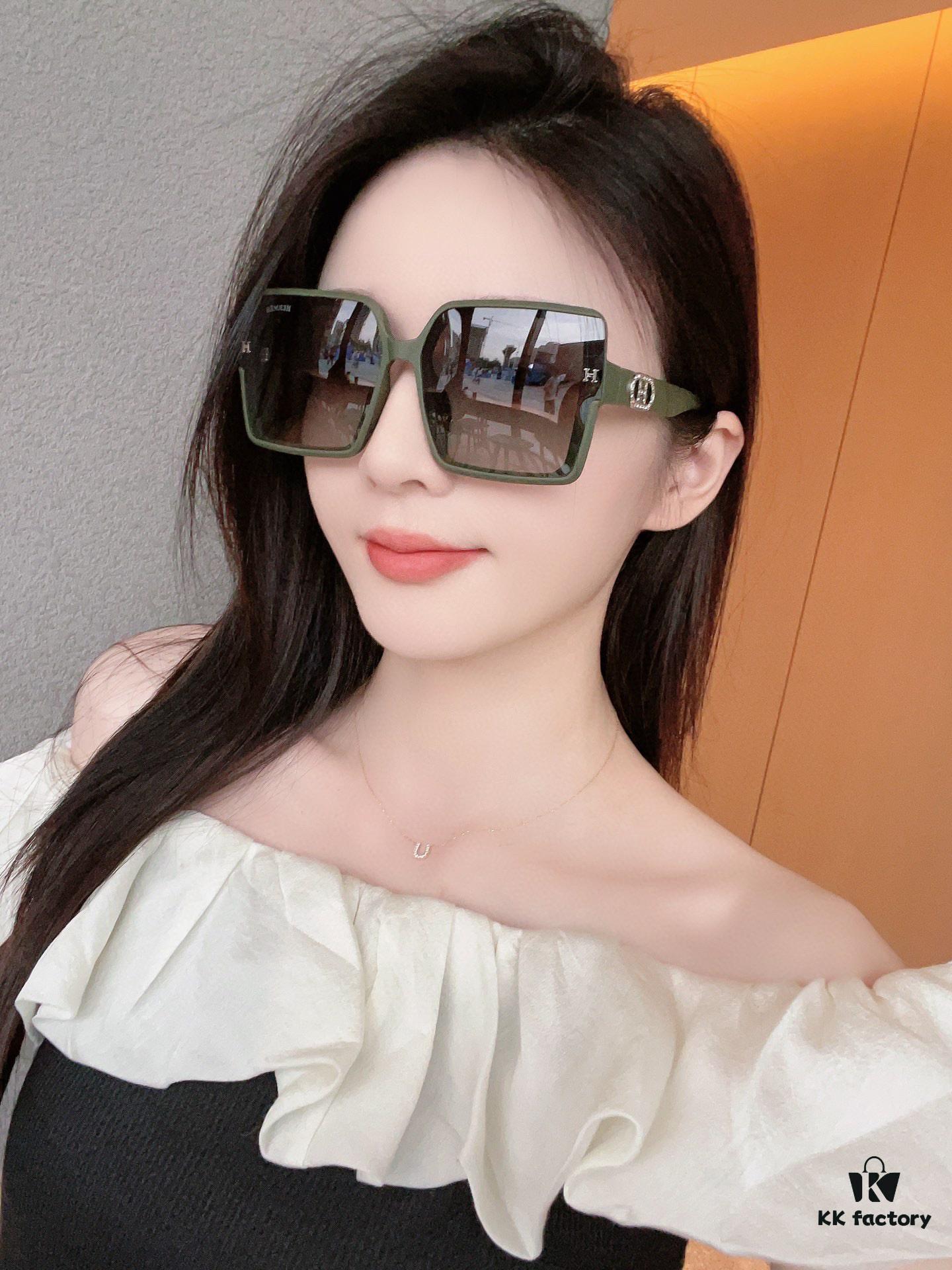 6931ae1bccd8ab3d7afa2457 Polarized Series Sunglasses HERMES Original Release H6107 Luxury Square Frame Sunglasses