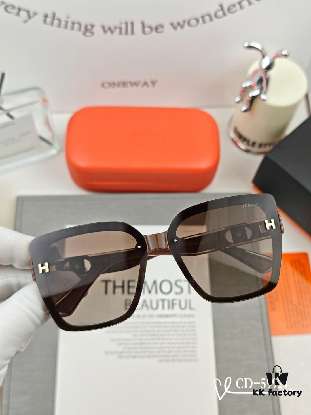 6931ae1fccd8ab3d7afa2489 Hermès | New Model 59921 TR90 Frame Lightweight Polarized Sunglasses with Bag