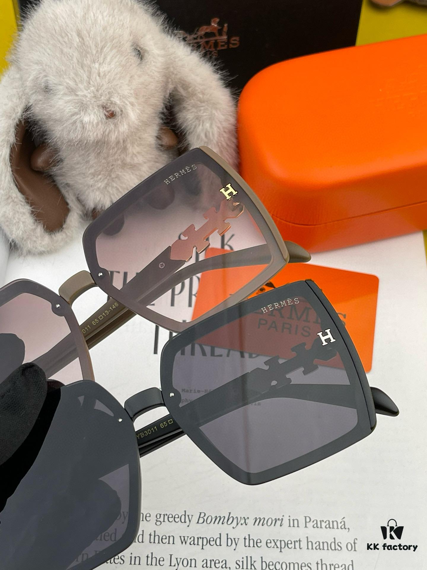 6931ae21ccd8ab3d7afa24a4 HERMES 2025 Spring New Arrival Original Release Famous Online Ultra-Hot Selling Blue Classic Luxury Global Fashion Square Sunglasses