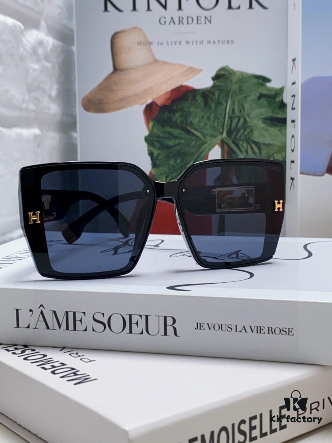 6931ae2cccd8ab3d7afa2541 Hermes 2025 New Arrival Polarized Sunglasses for Women, Fashion Oversized Frame, Slimming Effect, UV Protection, Versatile and Stylish