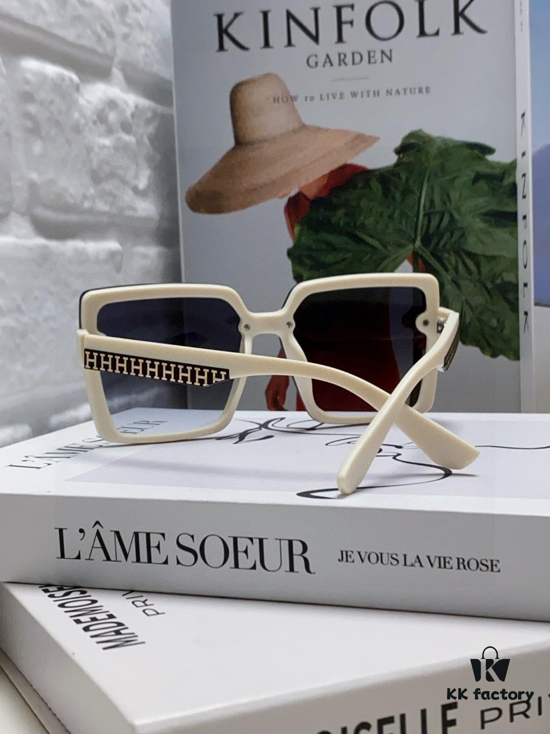 6931ae2fccd8ab3d7afa2576 Hermes 2025 New Arrival Korean-Style Square Women's Sunglasses, Retro Fashion Minimalist Polarized Sunglasses, Unisex Eyewear