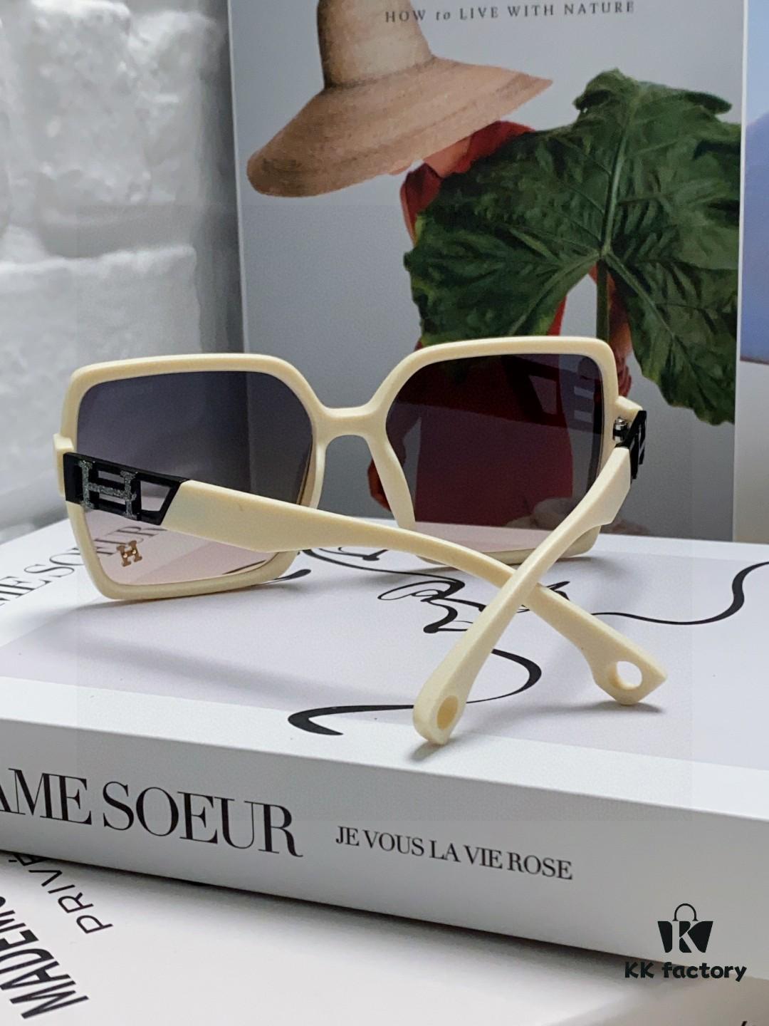 6931ae41ccd8ab3d7afa2626 Hermes 2024 New Women's Square Oversized Sunglasses Round Face Slimming UV Protection Luxury Travel Sun Glasses