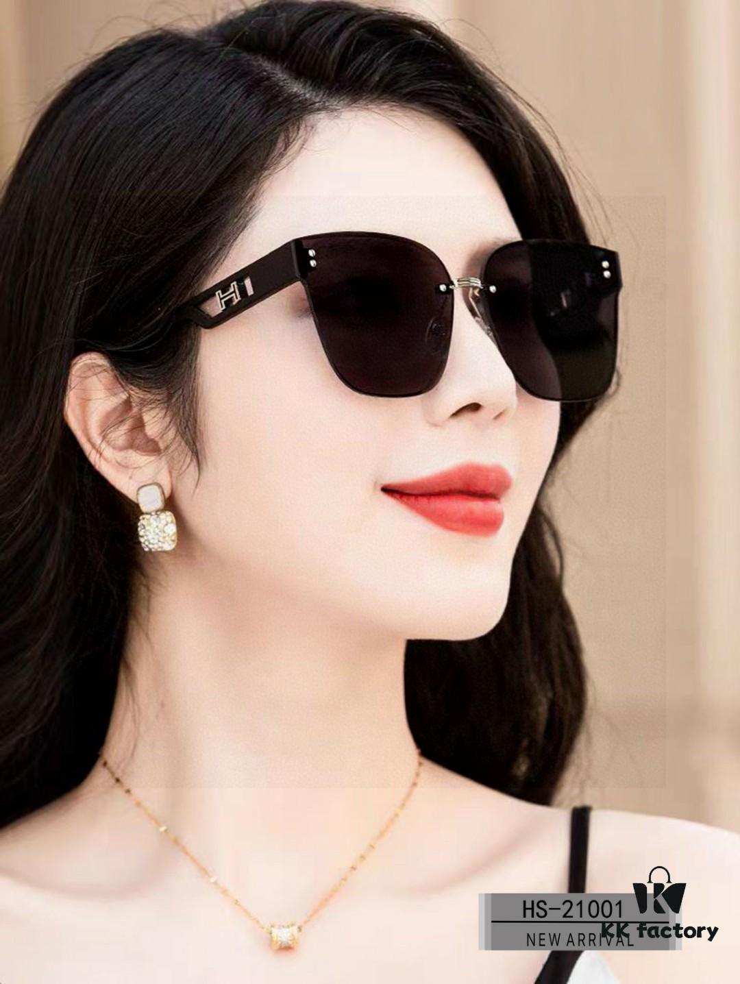 6931ae4eccd8ab3d7afa26dc Hermes - Polarized Sunglasses with TR Frame and Plouroid Lenses