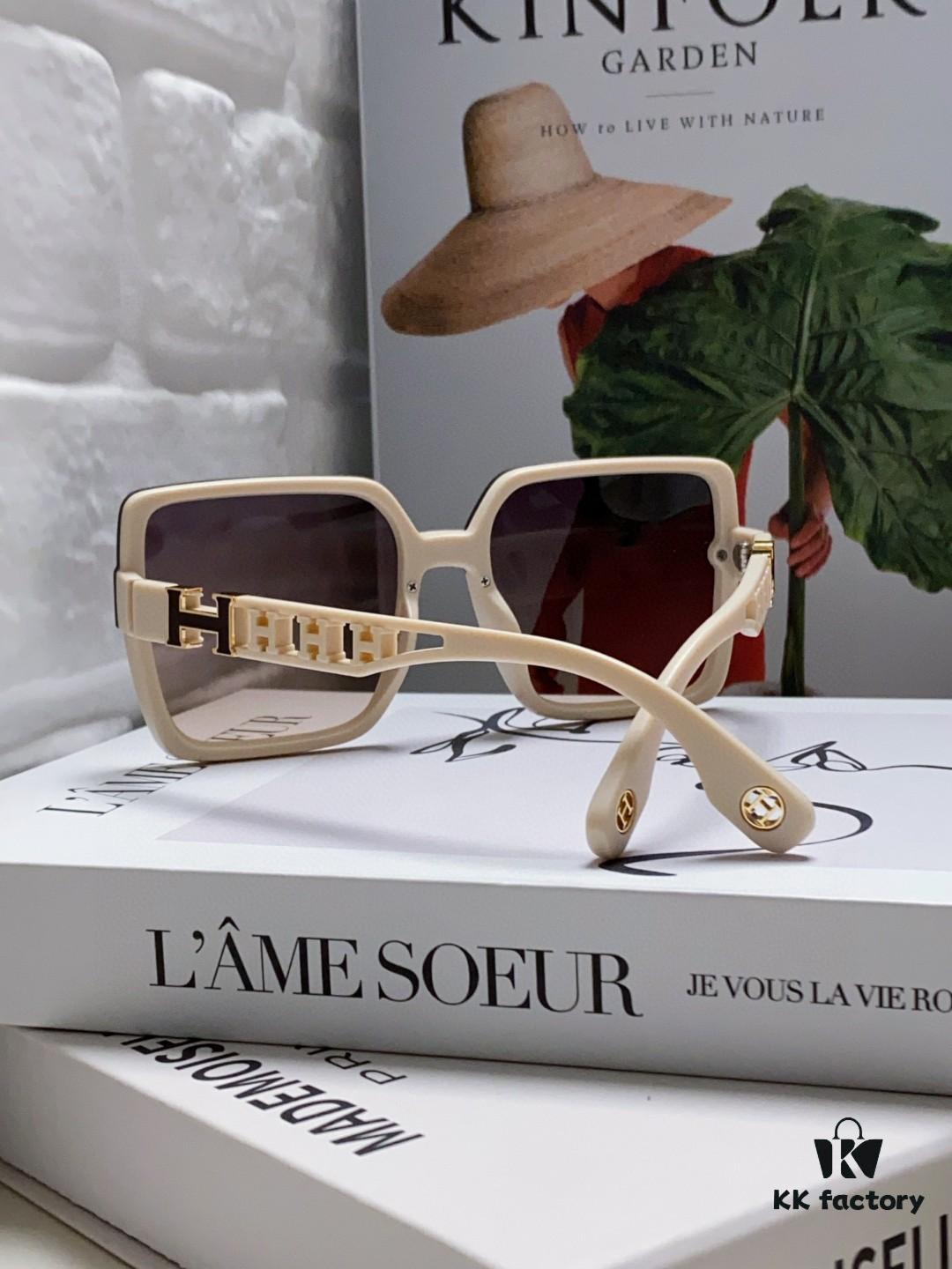 6931ae6fccd8ab3d7afa28a3 HERMES 2024 New Arrival Popular Fashion H Sunglasses for Women UV Protection Driver Shades Stylish White Sun Glasses