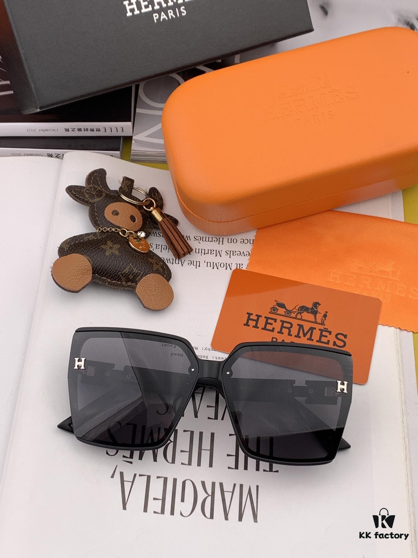 6931ae74ccd8ab3d7afa28ec HERMES 2024 Spring New Arrival Original Release Famous Online Ultra Popular Blue Classic Luxury Global Fashion Square Sunglasses High-Quality Authentic Designer Shades
