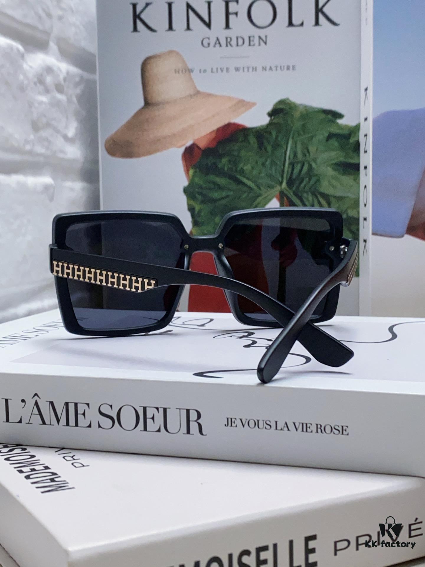 6931ae82ccd8ab3d7afa29c1 Hermes 2024 New Korean-Style Square Women's Sunglasses, Retro Fashion Minimalist Polarized Sunglasses, Unisex Eyewear